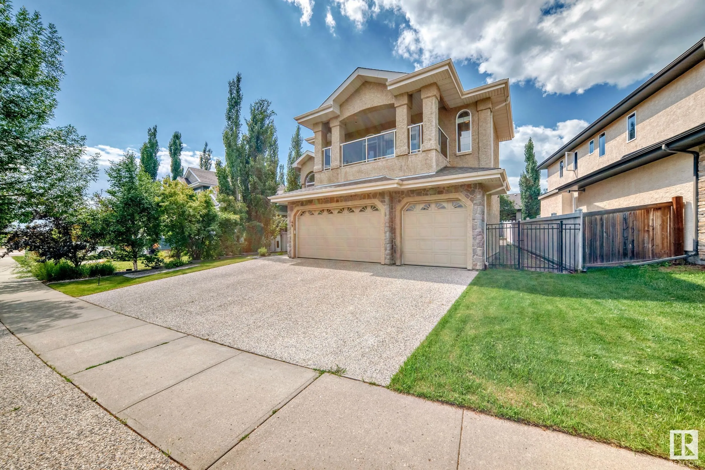 49 LOISELLE Way