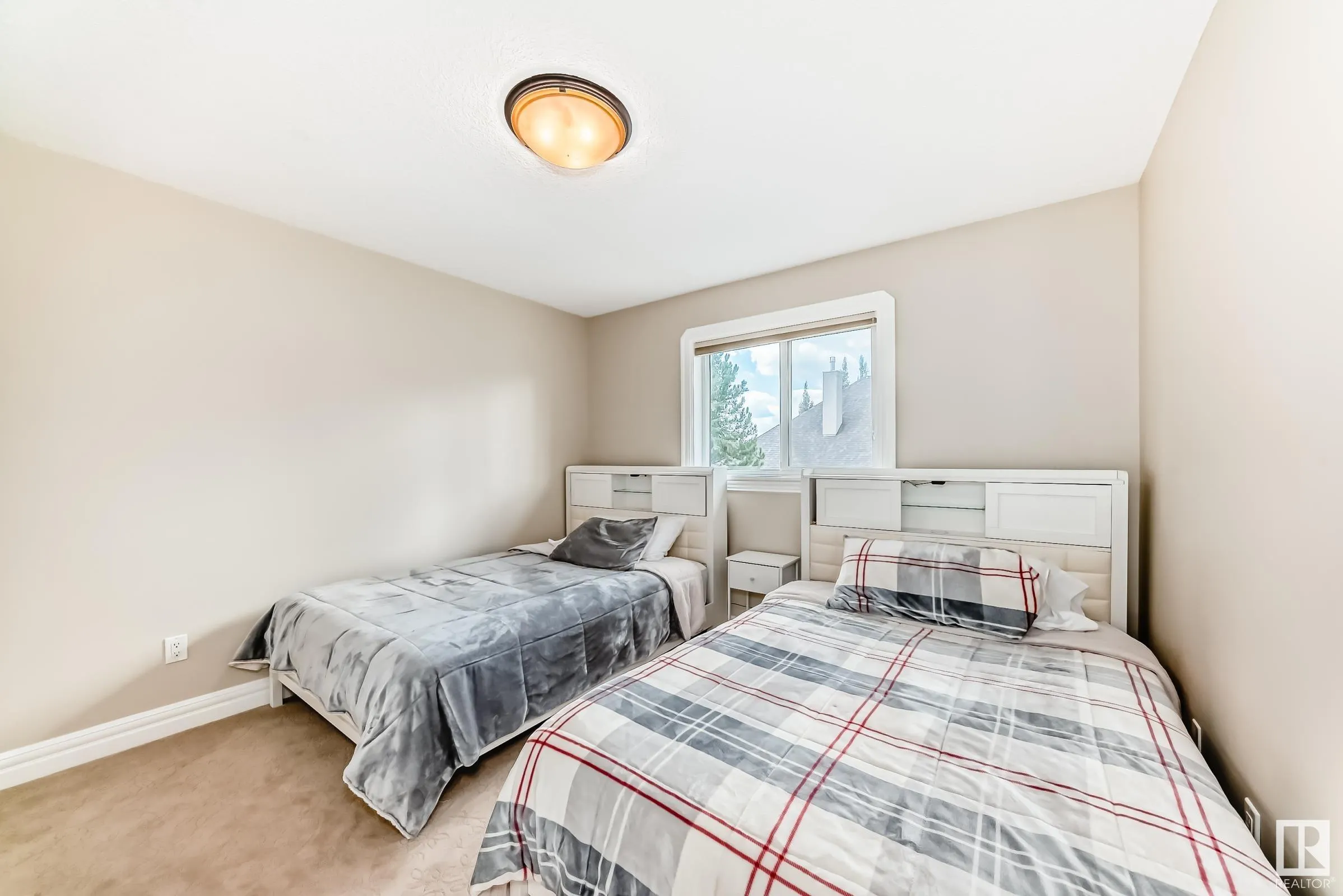 49 LOISELLE Way