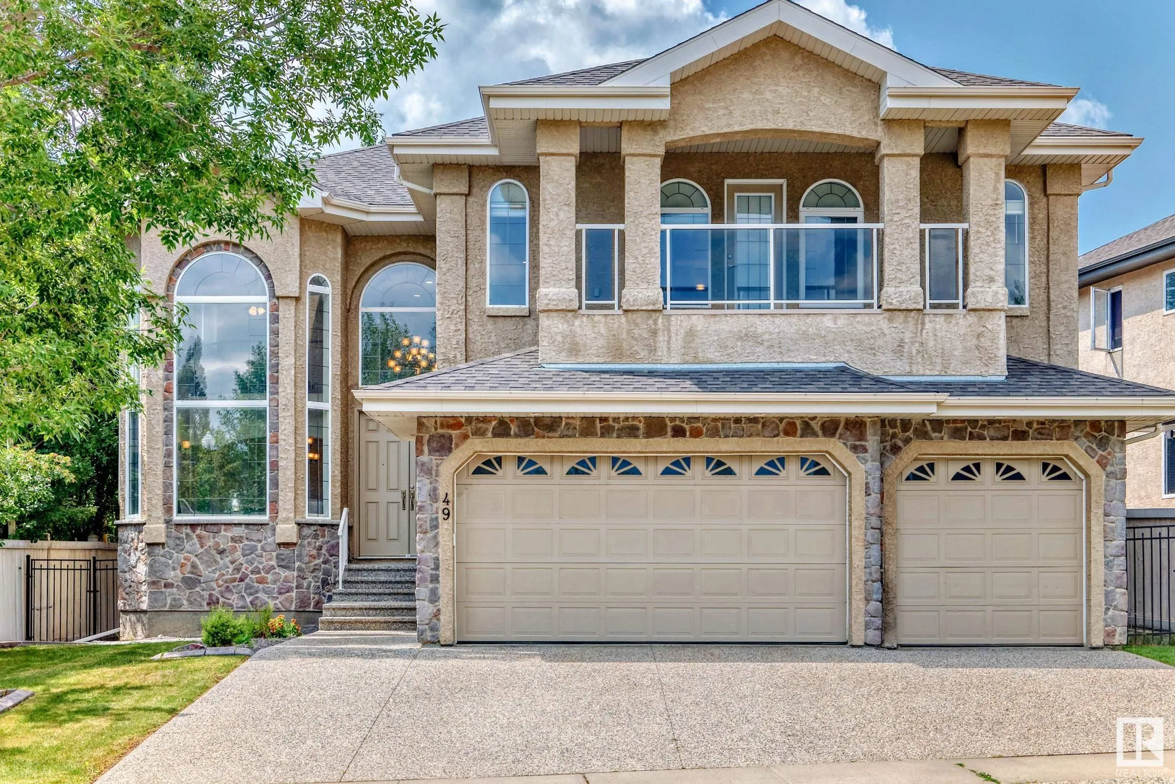 49 LOISELLE Way