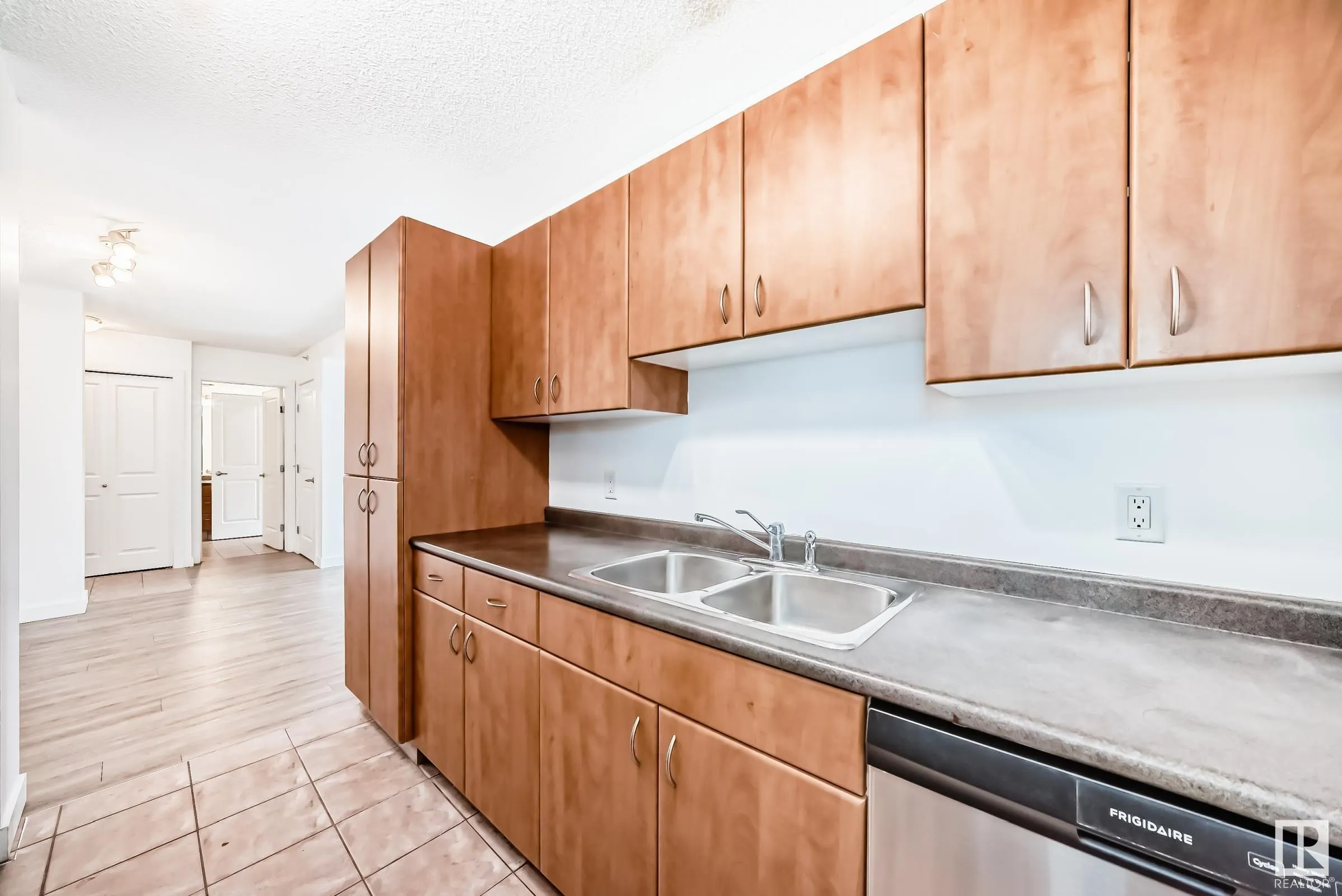 10303 105 Street