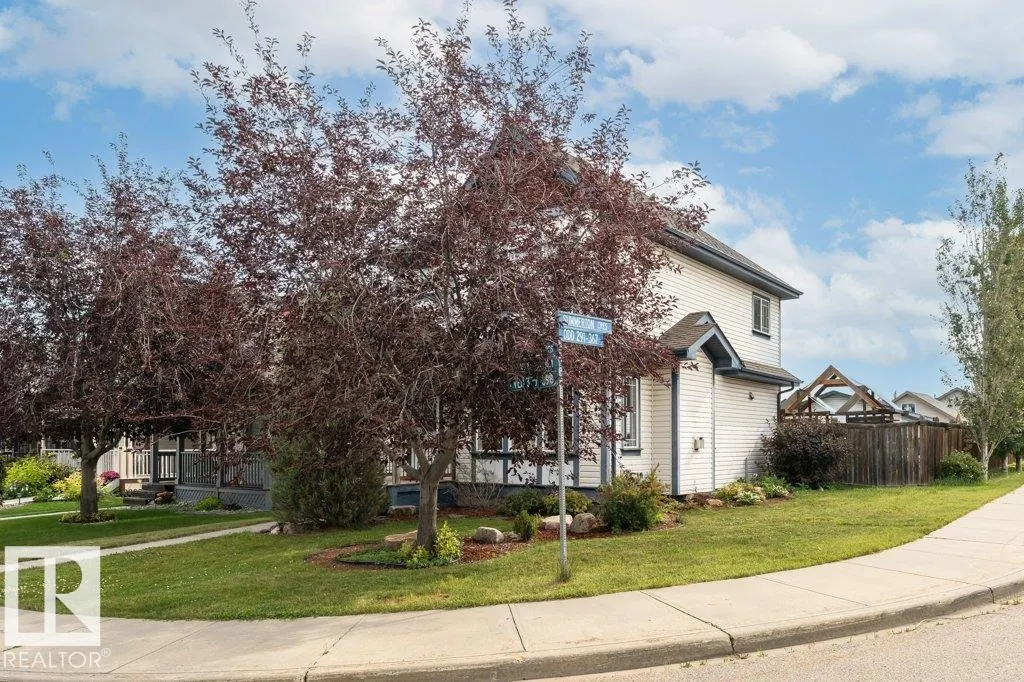 374 SUMMERTON Crescent