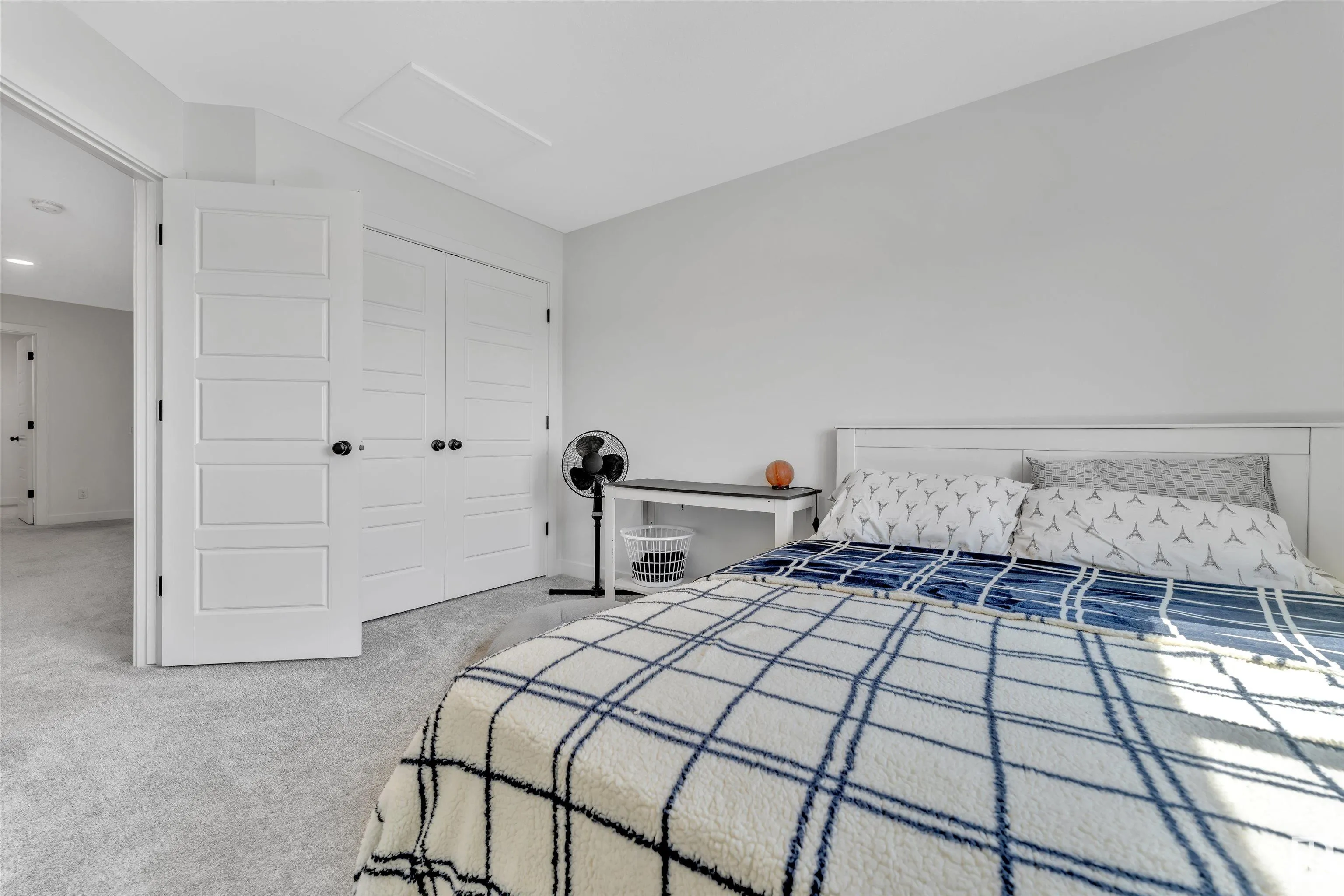 2890 COUGHLAN GREEN Drive