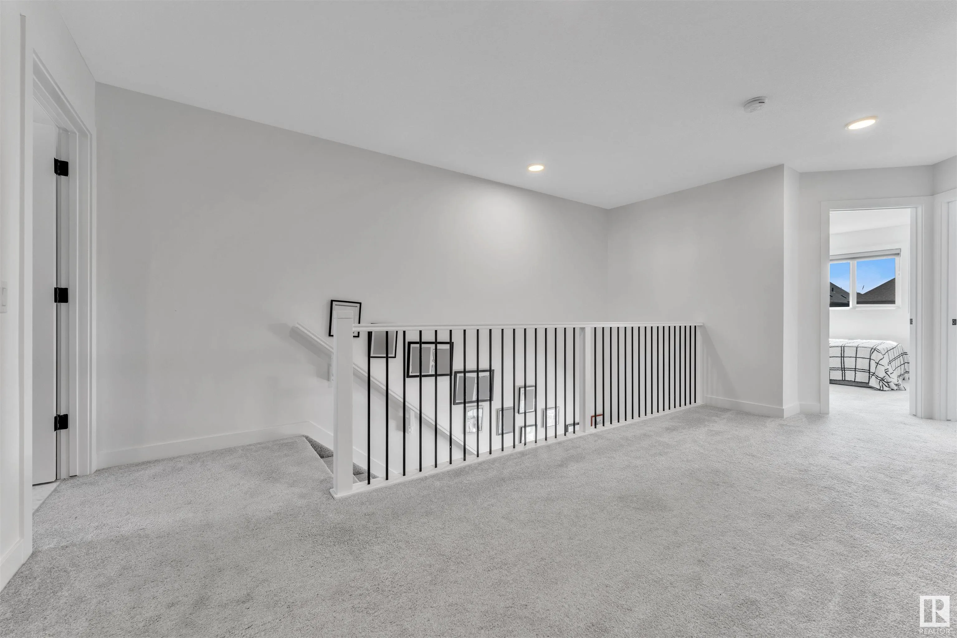 2890 COUGHLAN GREEN Drive