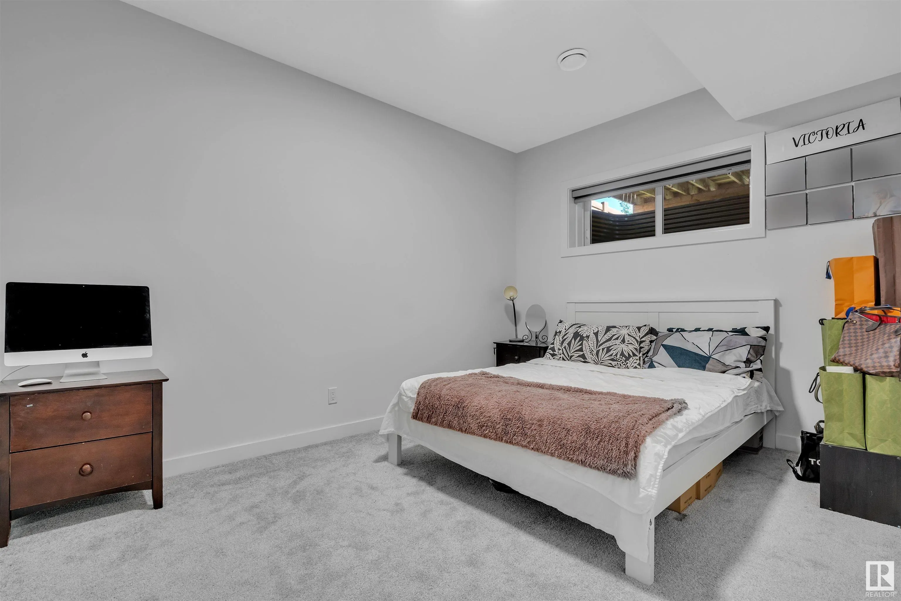2890 COUGHLAN GREEN Drive