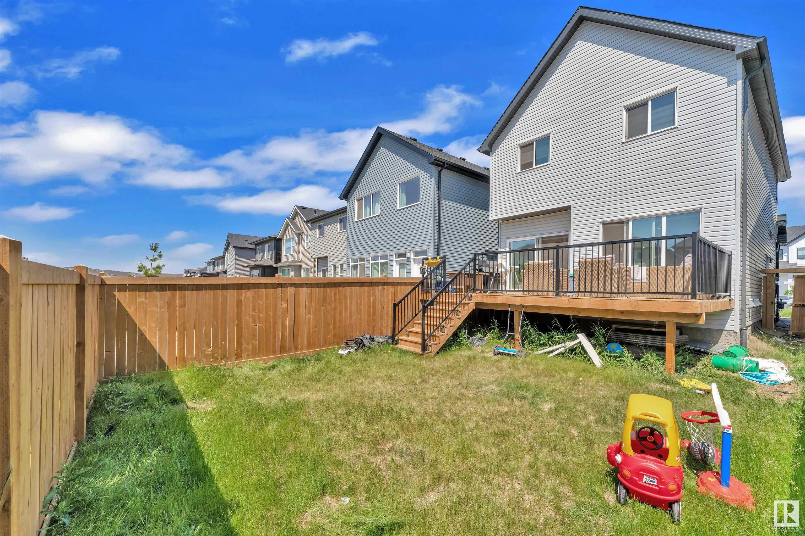 2890 COUGHLAN GREEN Drive