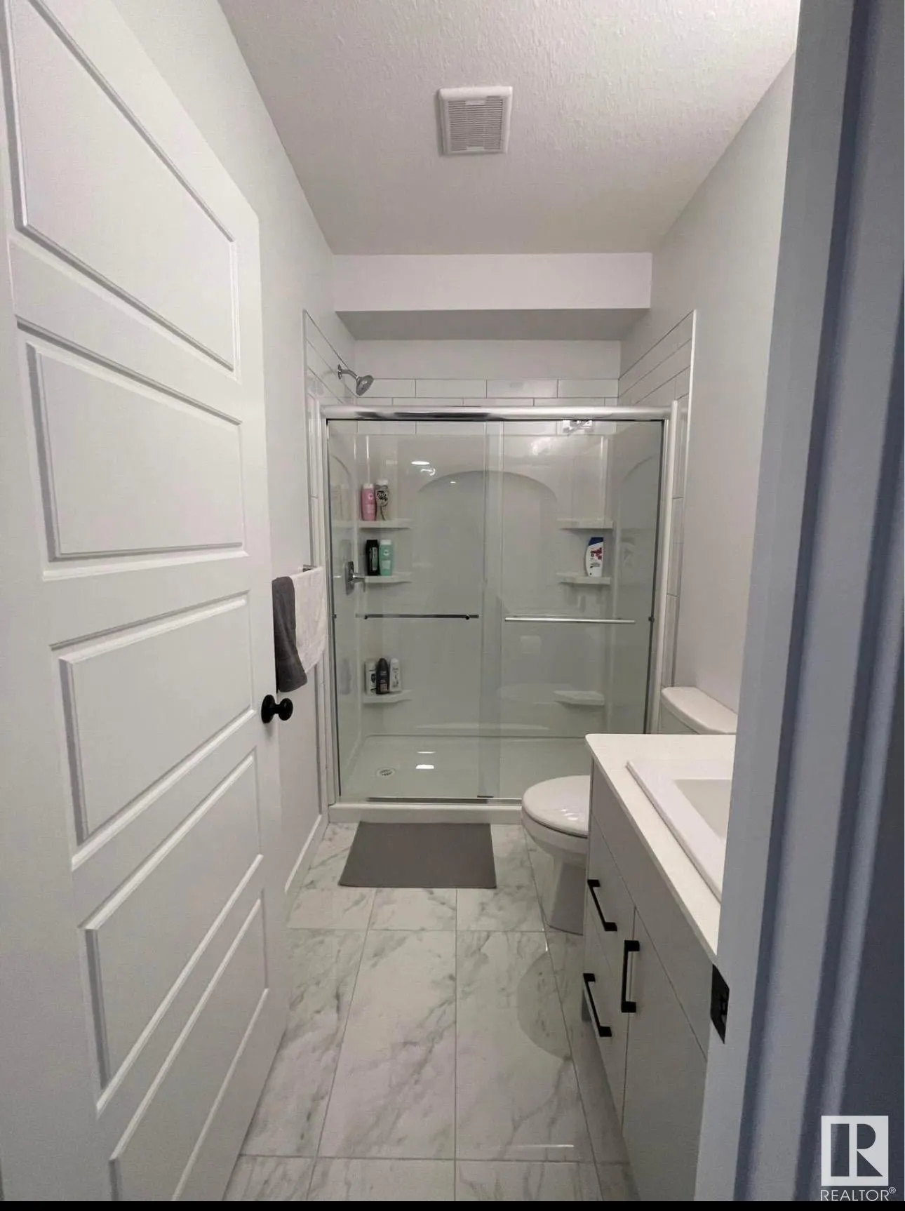 2890 COUGHLAN GREEN Drive