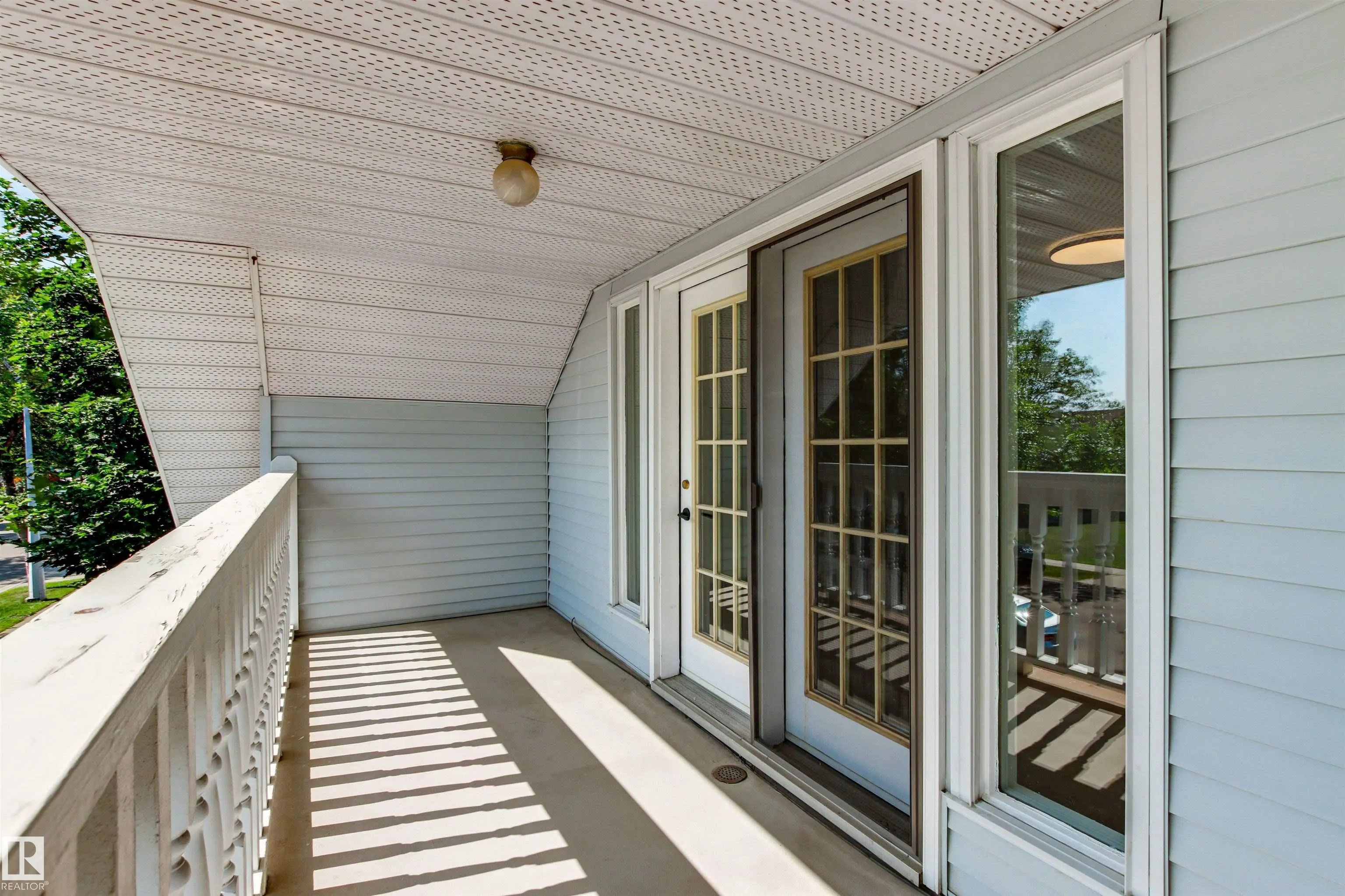 36 LANGHOLM Drive