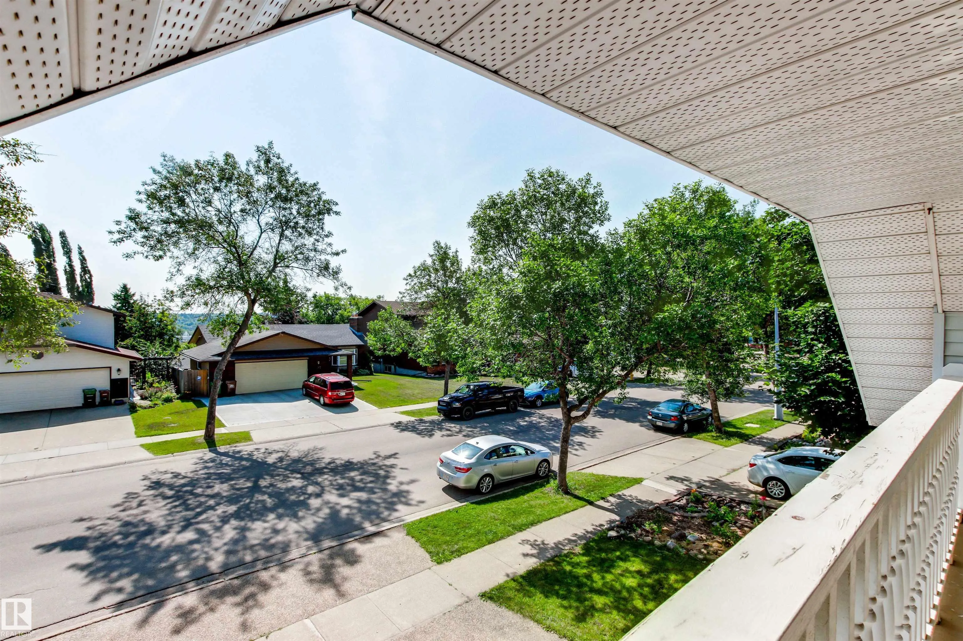 36 LANGHOLM Drive