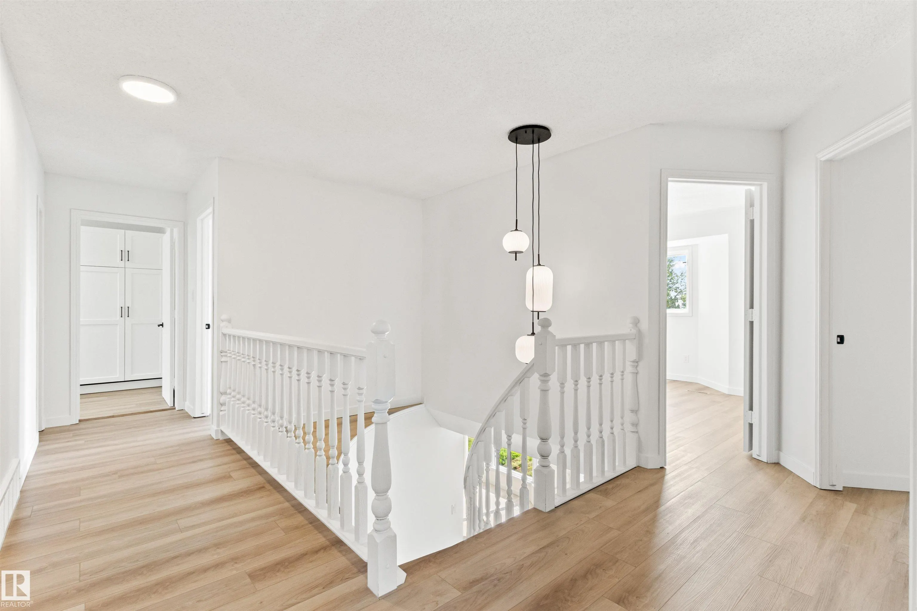 36 LANGHOLM Drive