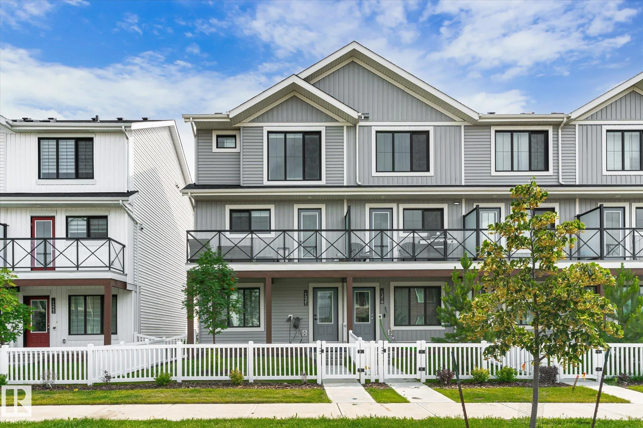 1221 MCLEOD Avenue