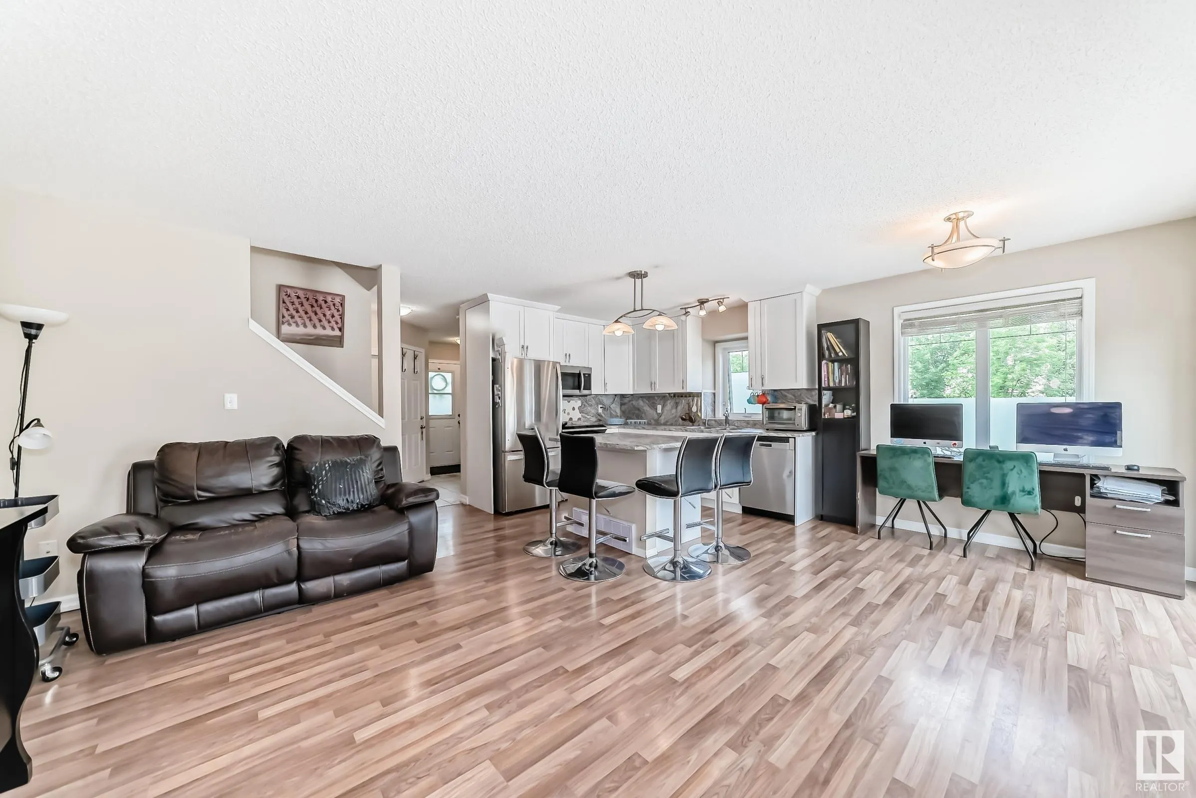5101 SOLEIL Boulevard