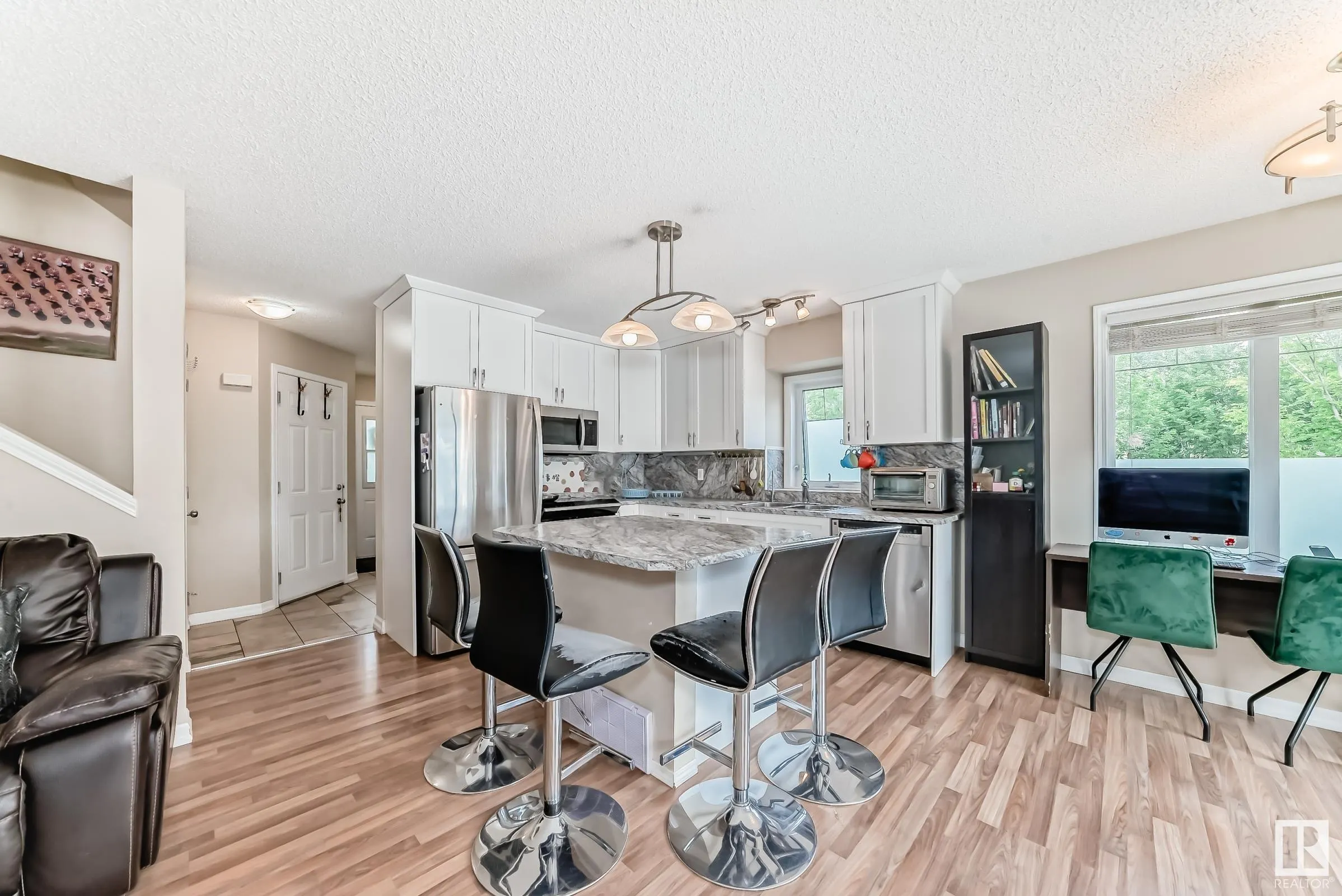 5101 SOLEIL Boulevard