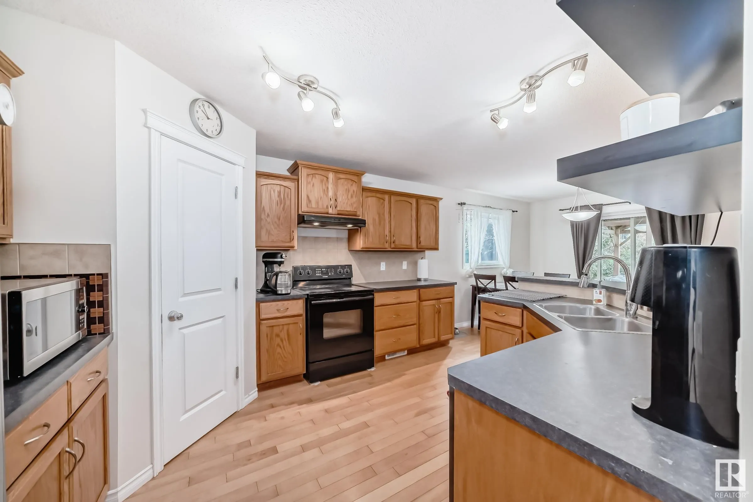 17 Virginia Loop