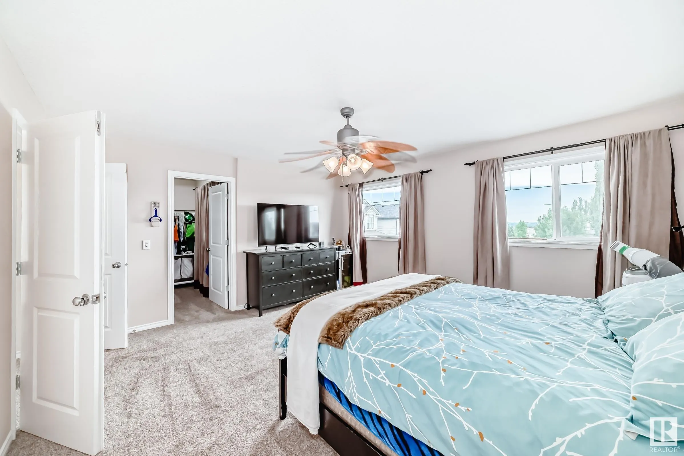17 Virginia Loop