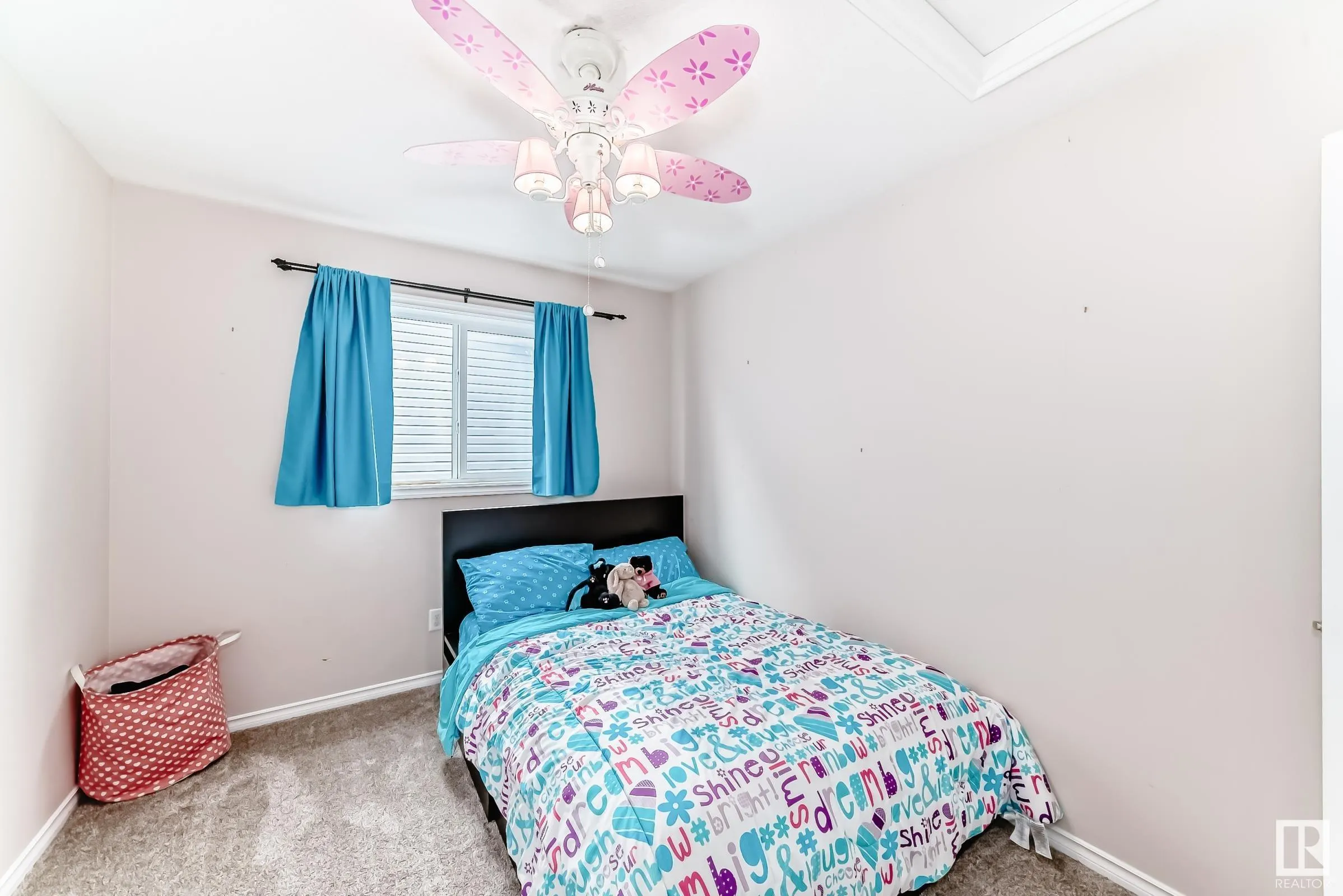 17 Virginia Loop
