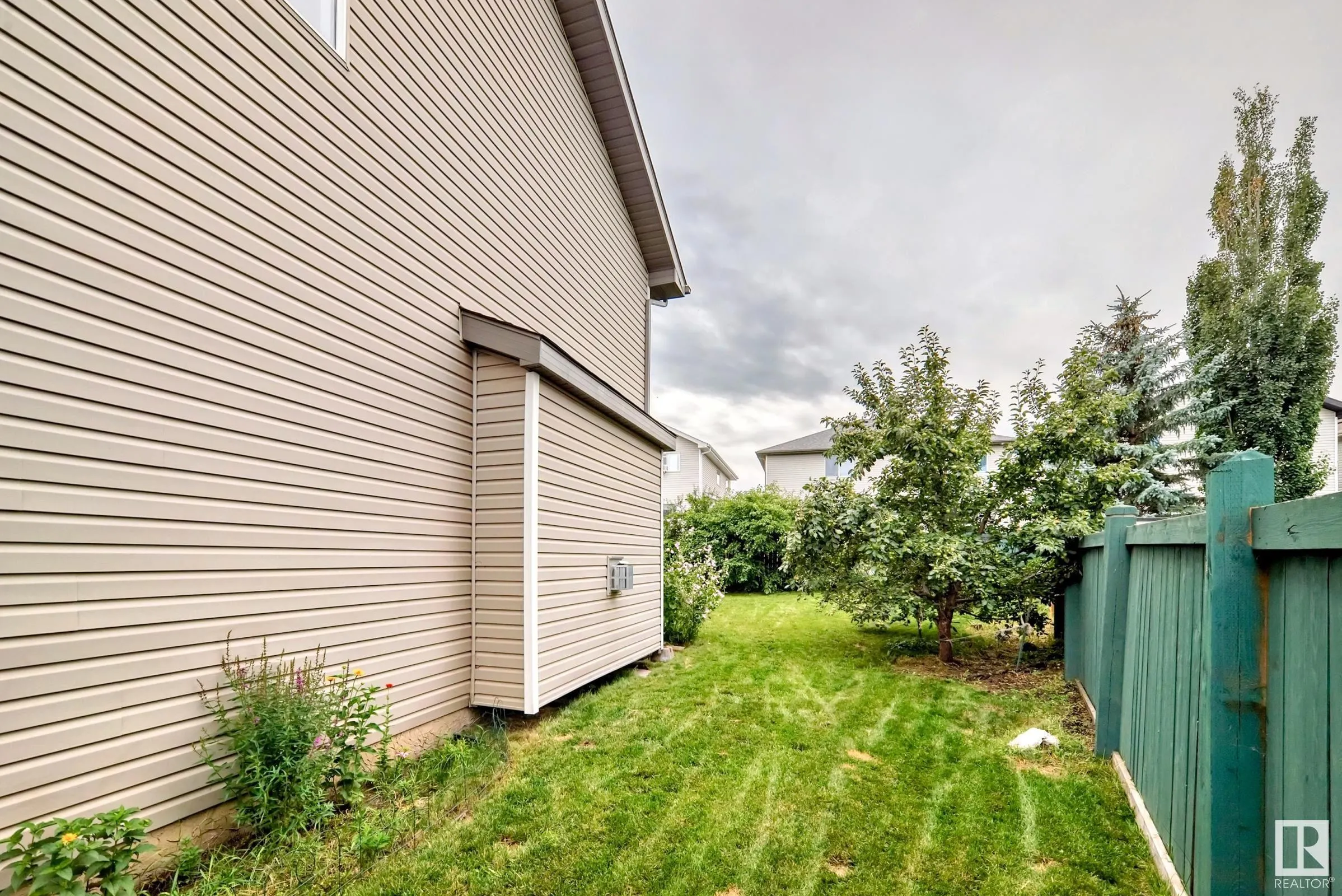 17 Virginia Loop