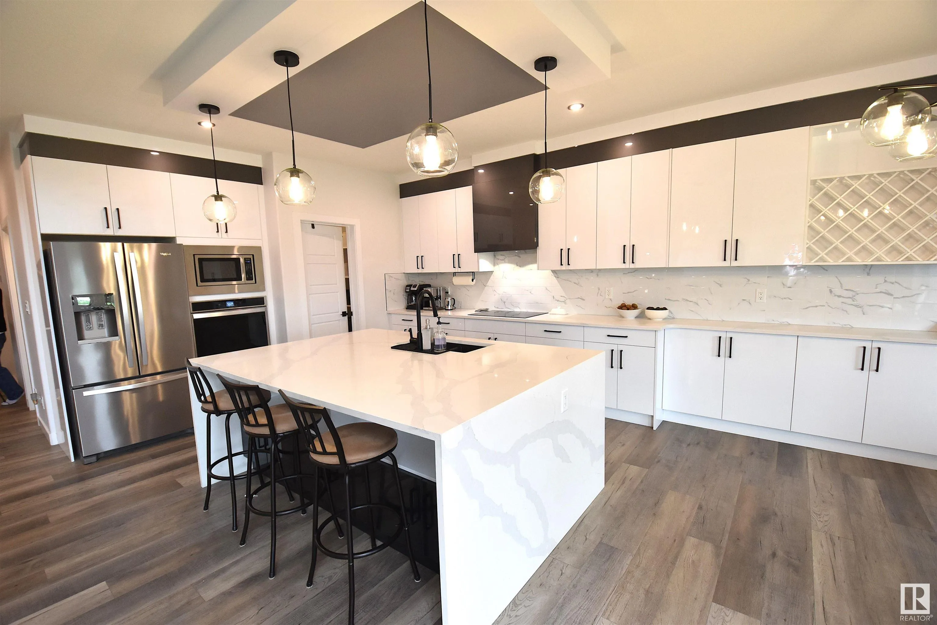 277 SILVERSTONE Crescent