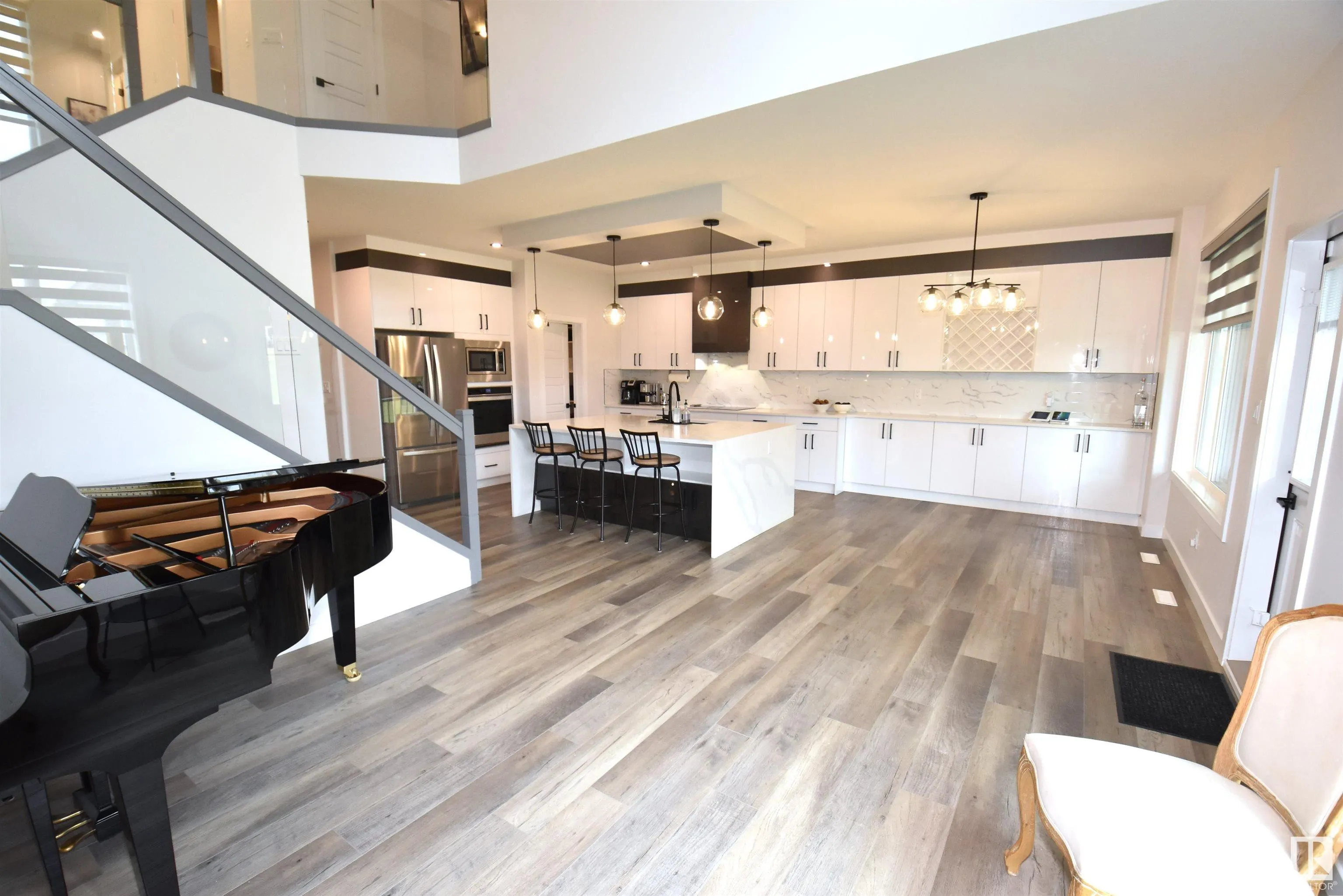 277 SILVERSTONE Crescent