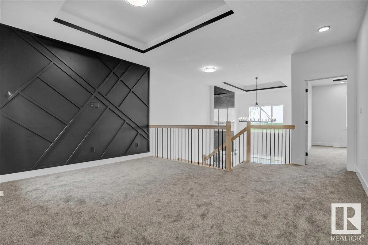 12 EDGEFIELD Way