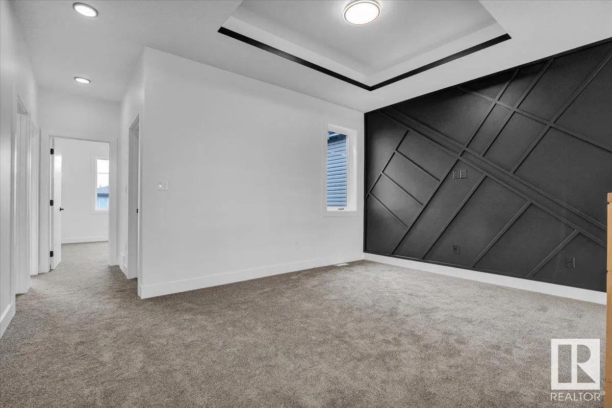 12 EDGEFIELD Way