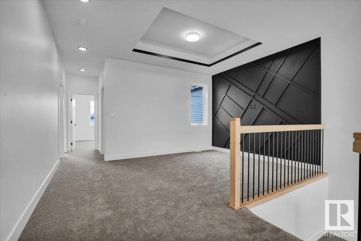 12 EDGEFIELD Way