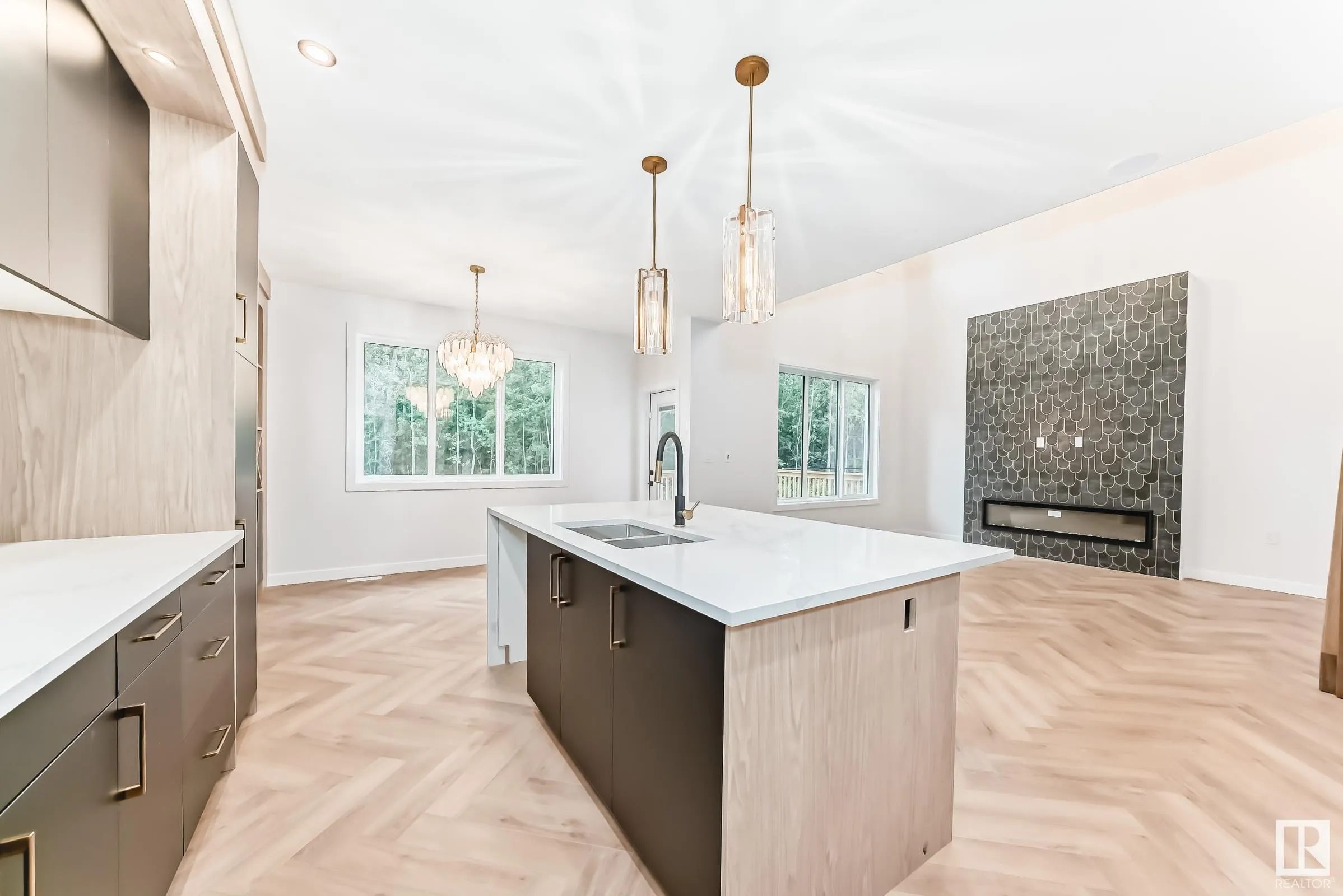 55 MEADOWGROVE Lane