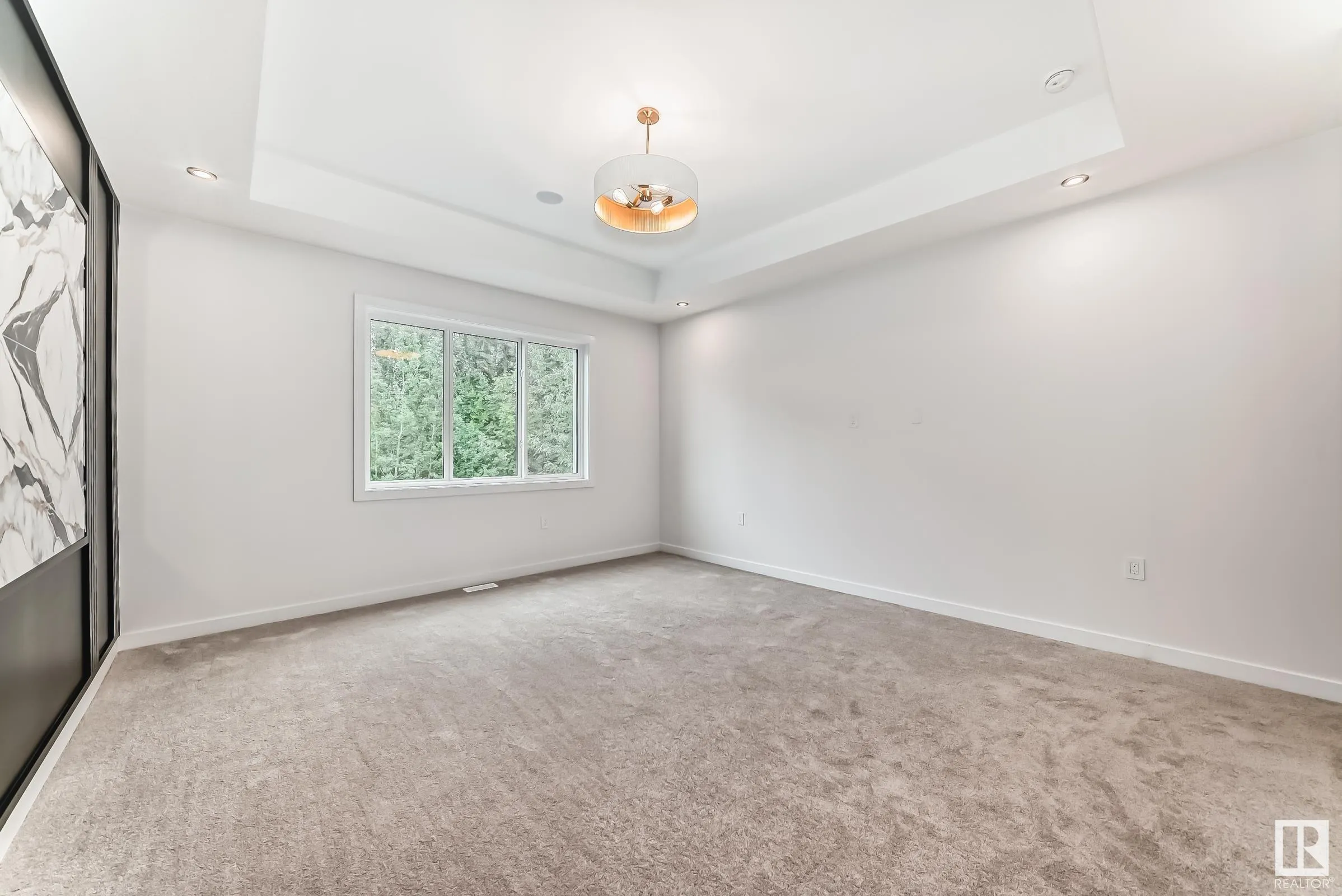 55 MEADOWGROVE Lane