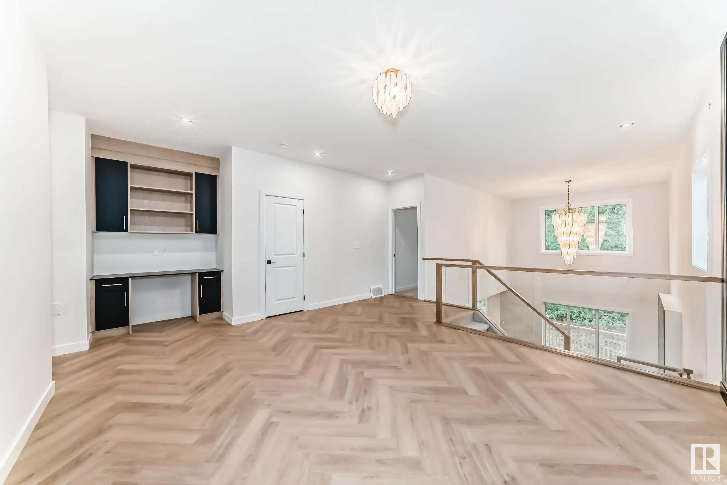 55 MEADOWGROVE Lane