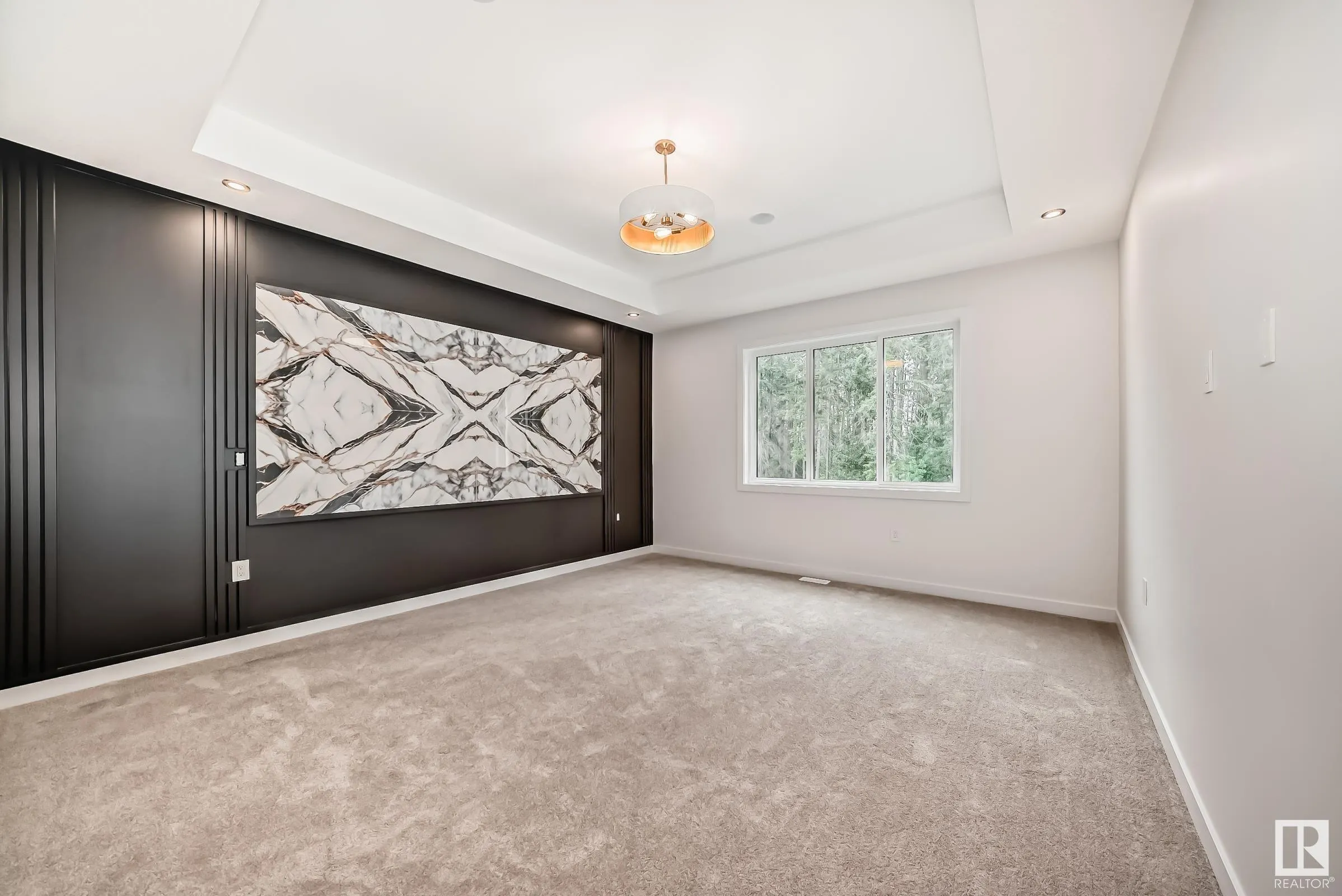 55 MEADOWGROVE Lane