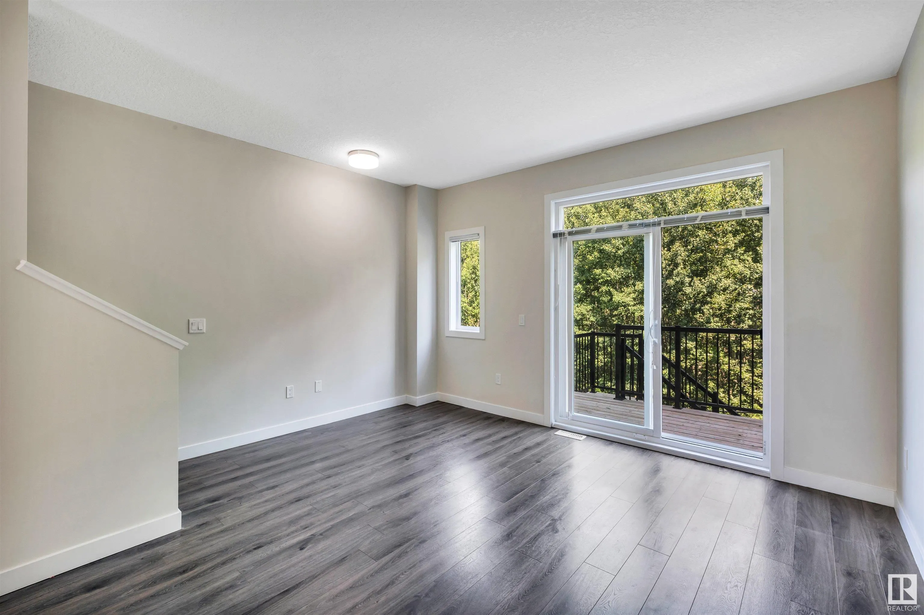 600 BELLEROSE Drive