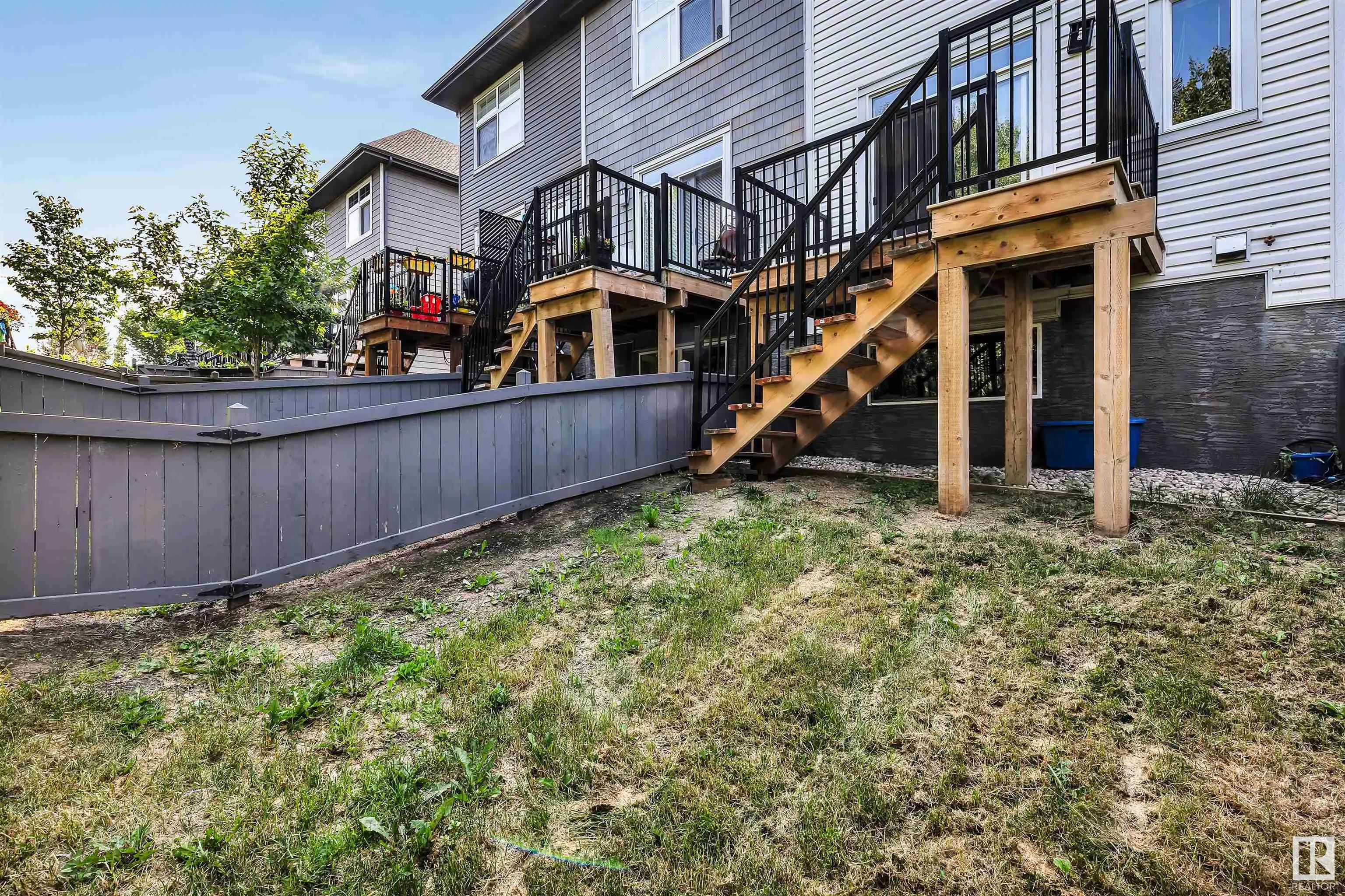 600 BELLEROSE Drive