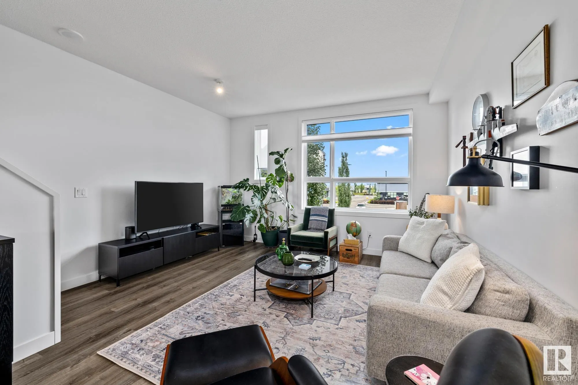 100 Jensen Lakes Boulevard