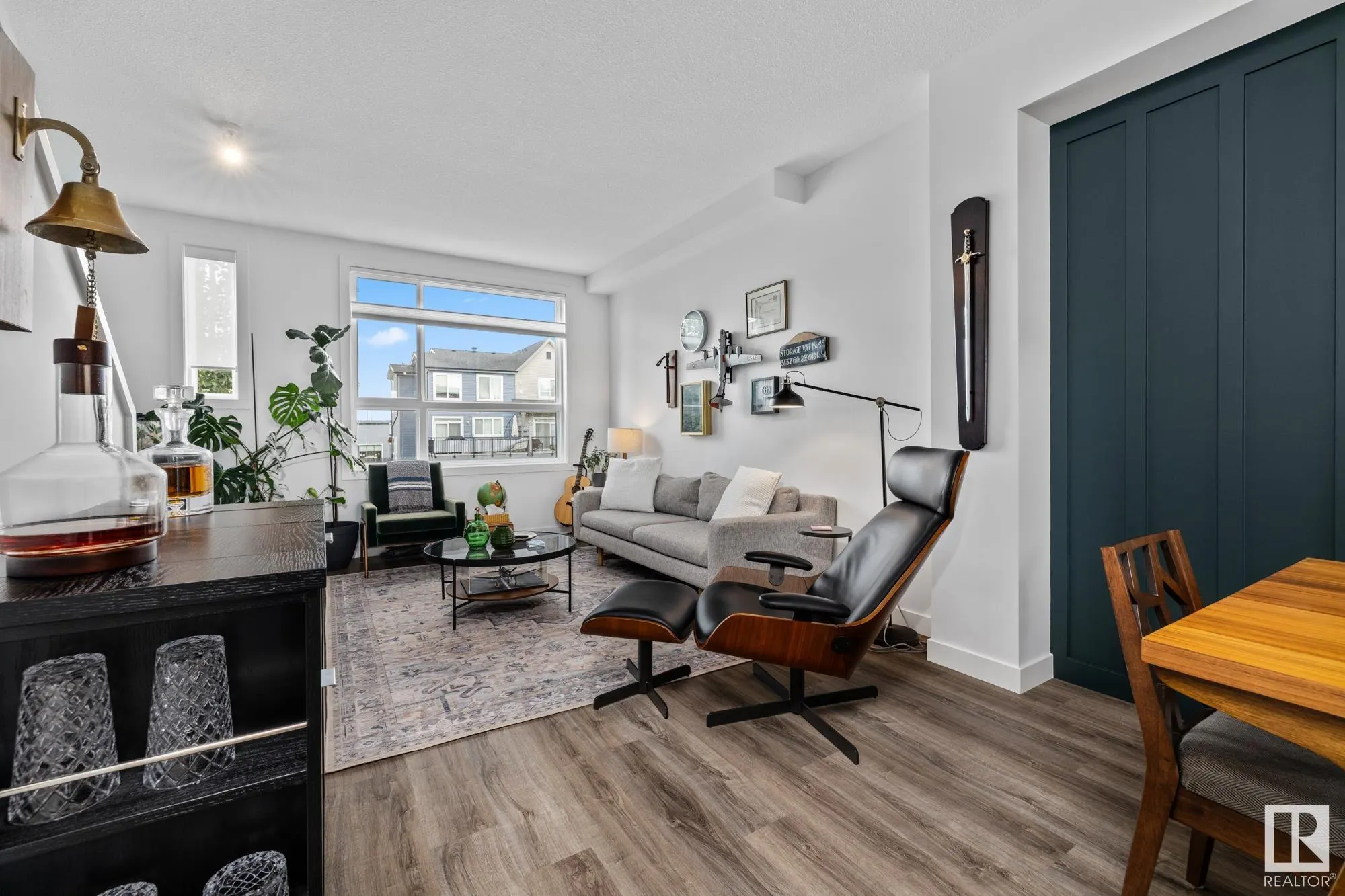 100 Jensen Lakes Boulevard