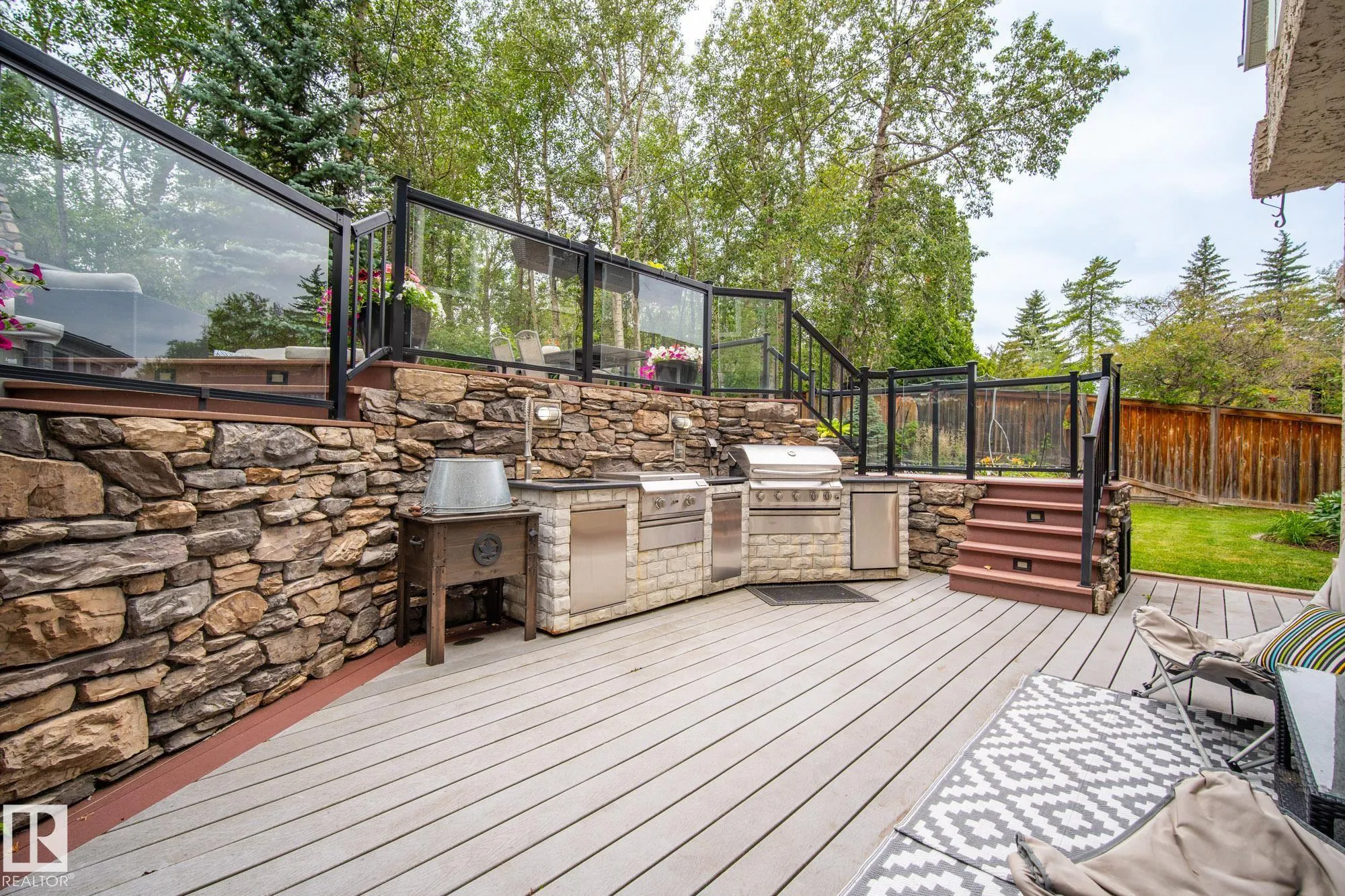 49 MANCHESTER Drive