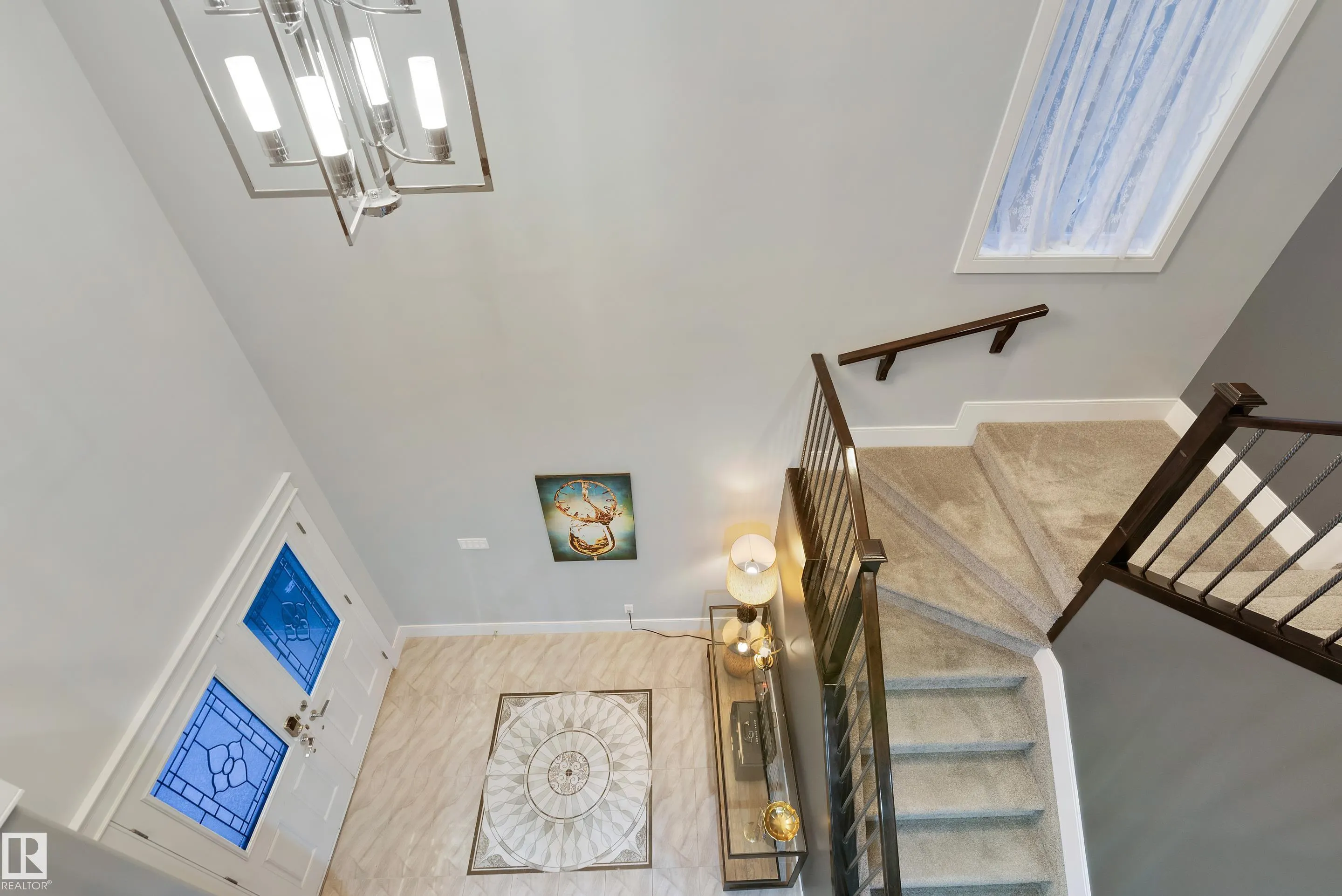 56 MCKENZIE Close