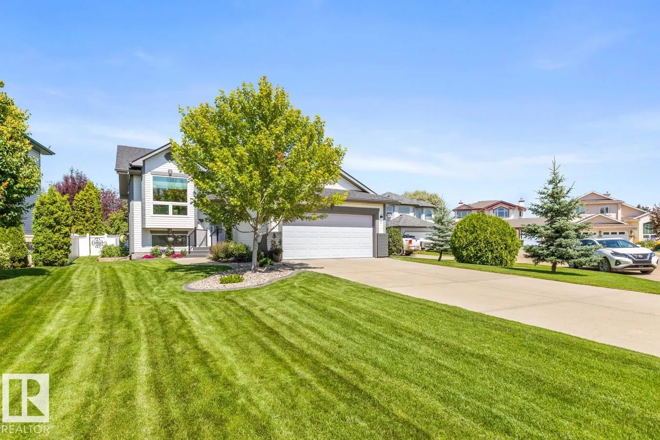 6 Brochu Court