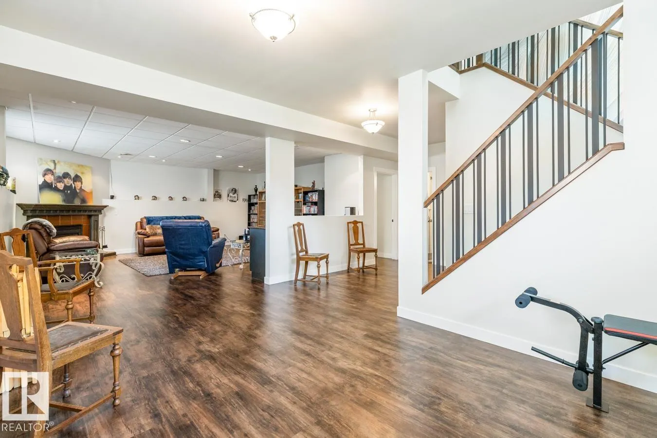 6 Brochu Court