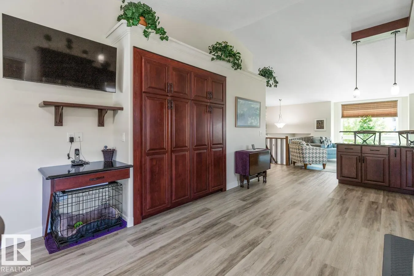 6 Brochu Court