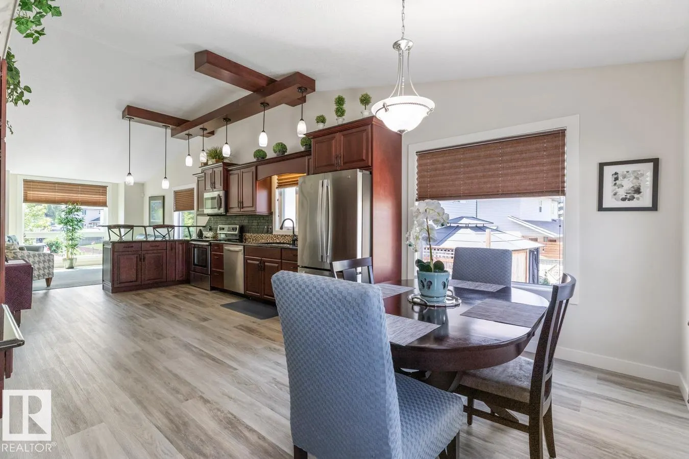 6 Brochu Court