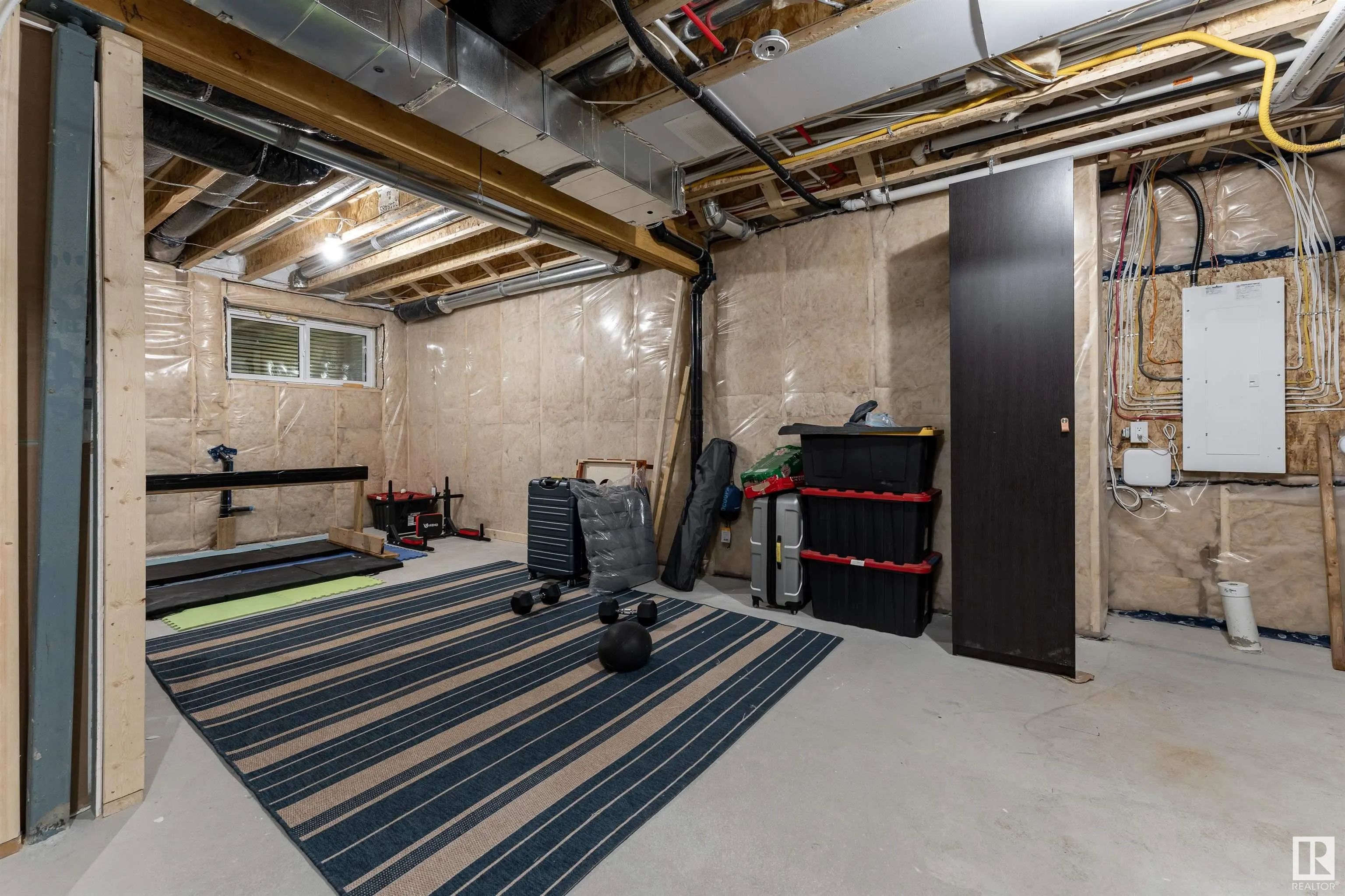 112 BLUFF Cove