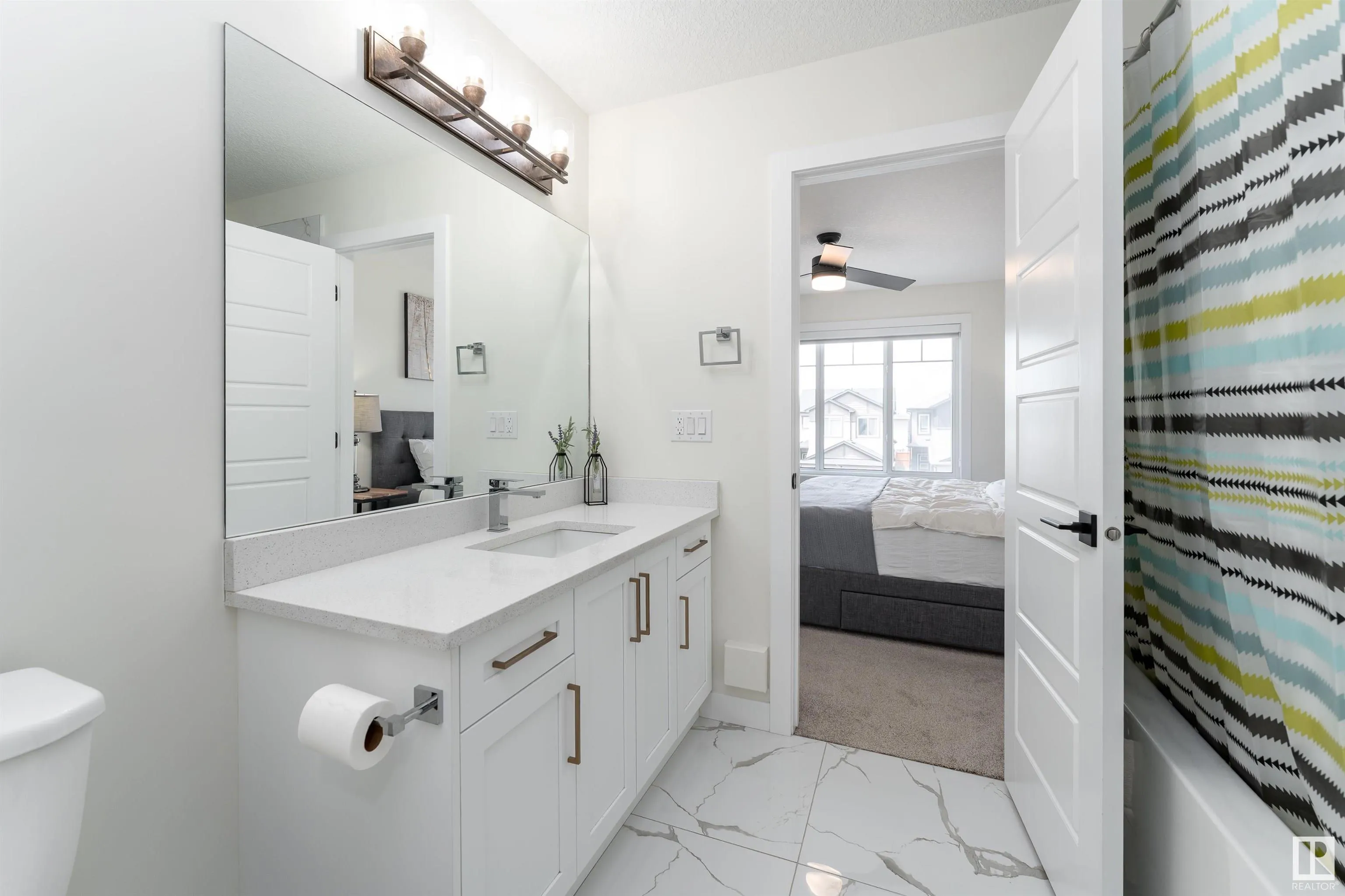 112 BLUFF Cove