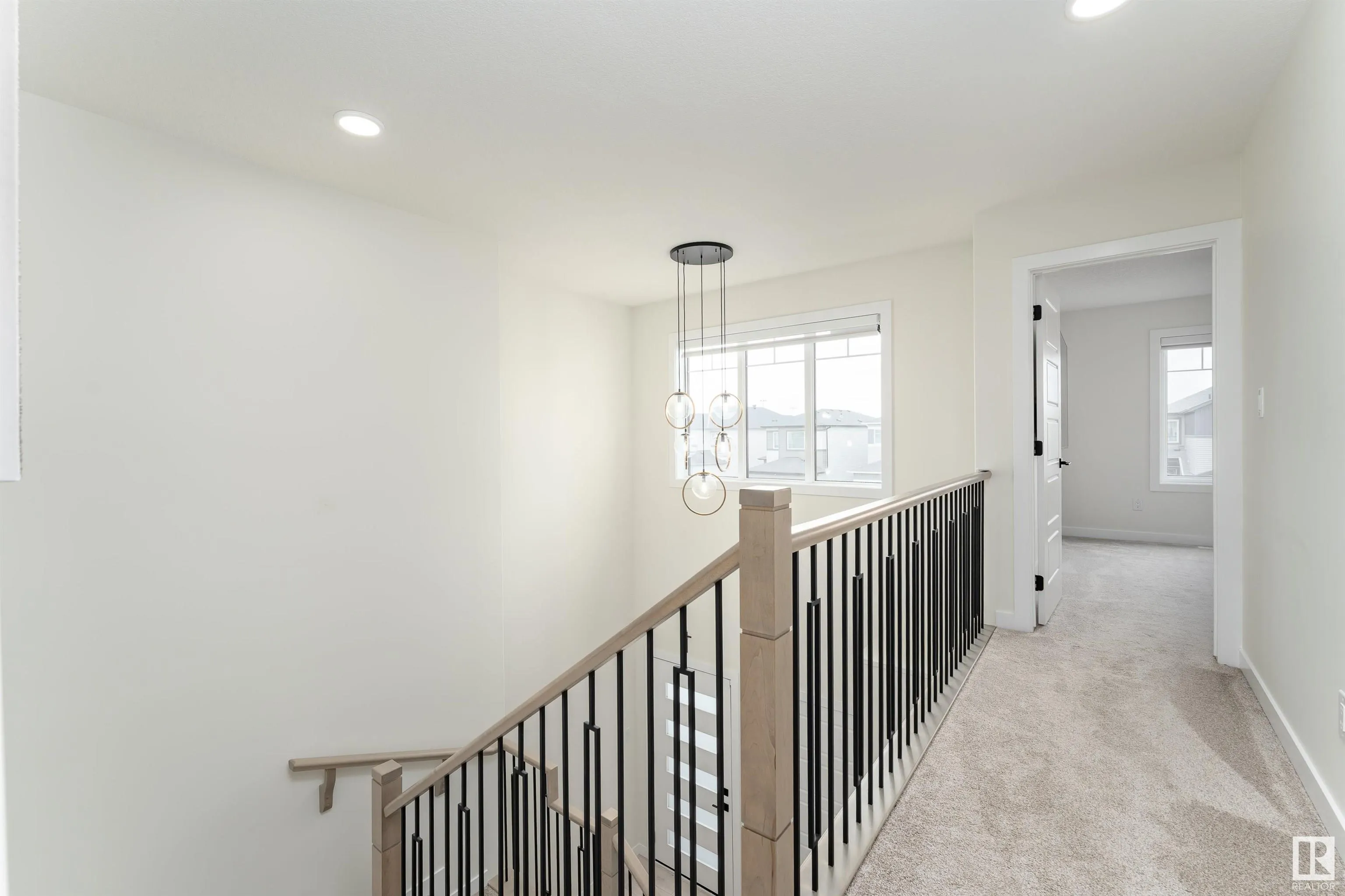 112 BLUFF Cove