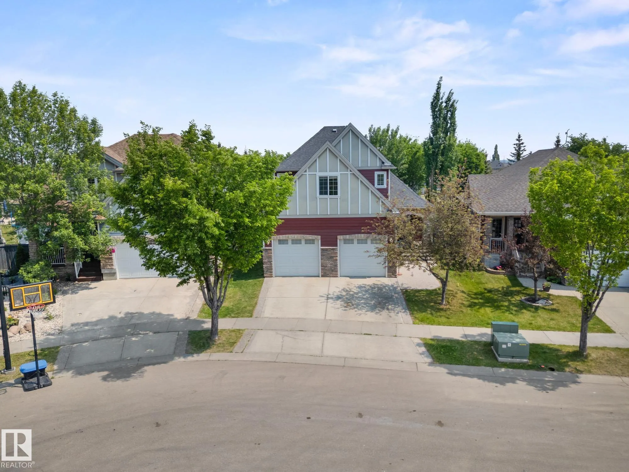 5116 CHATEAU Court