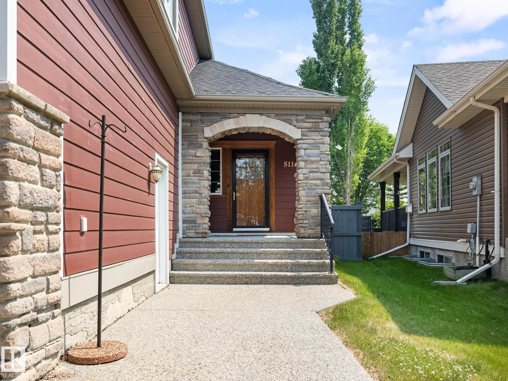 5116 CHATEAU Court