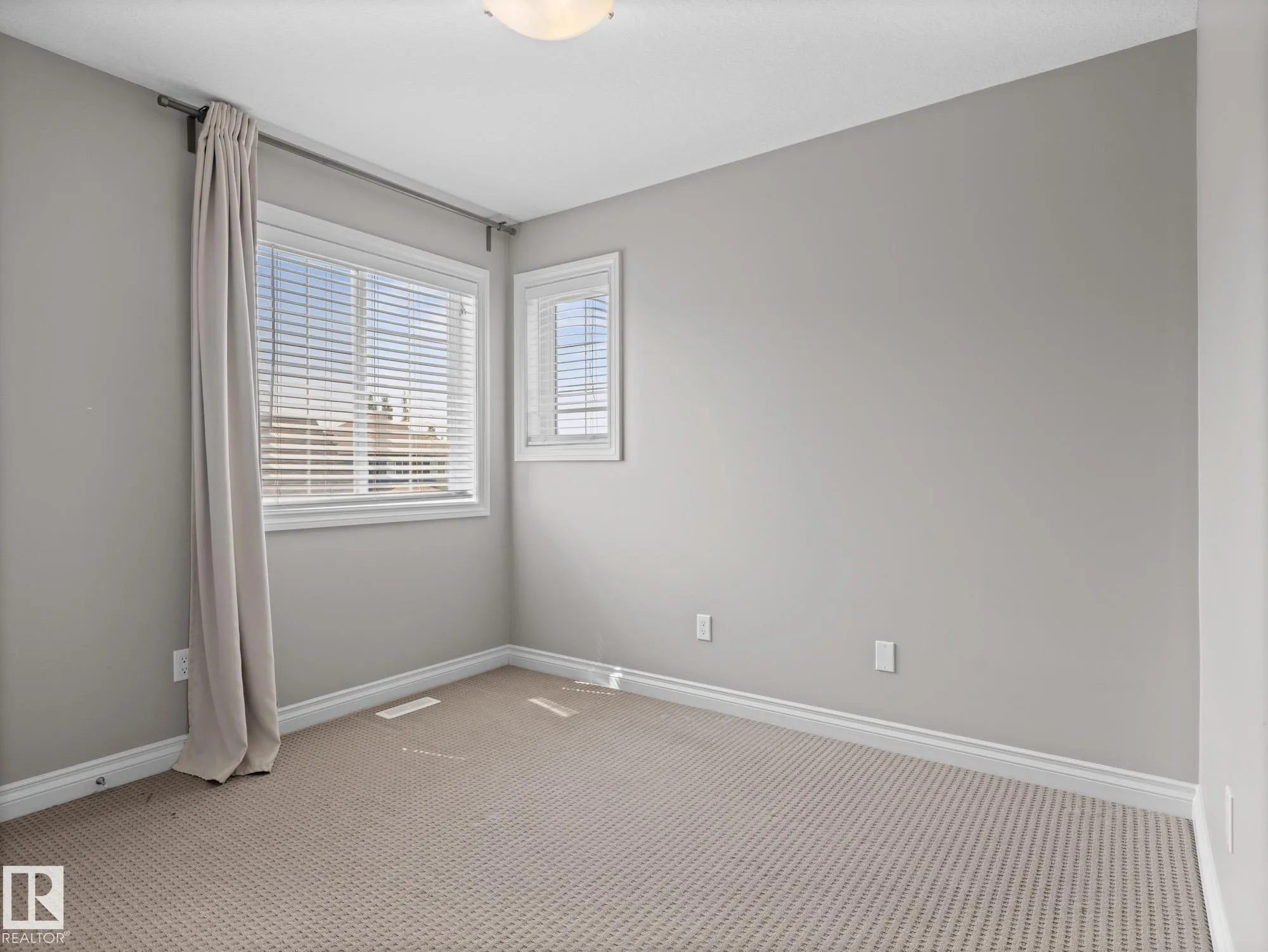 5116 CHATEAU Court