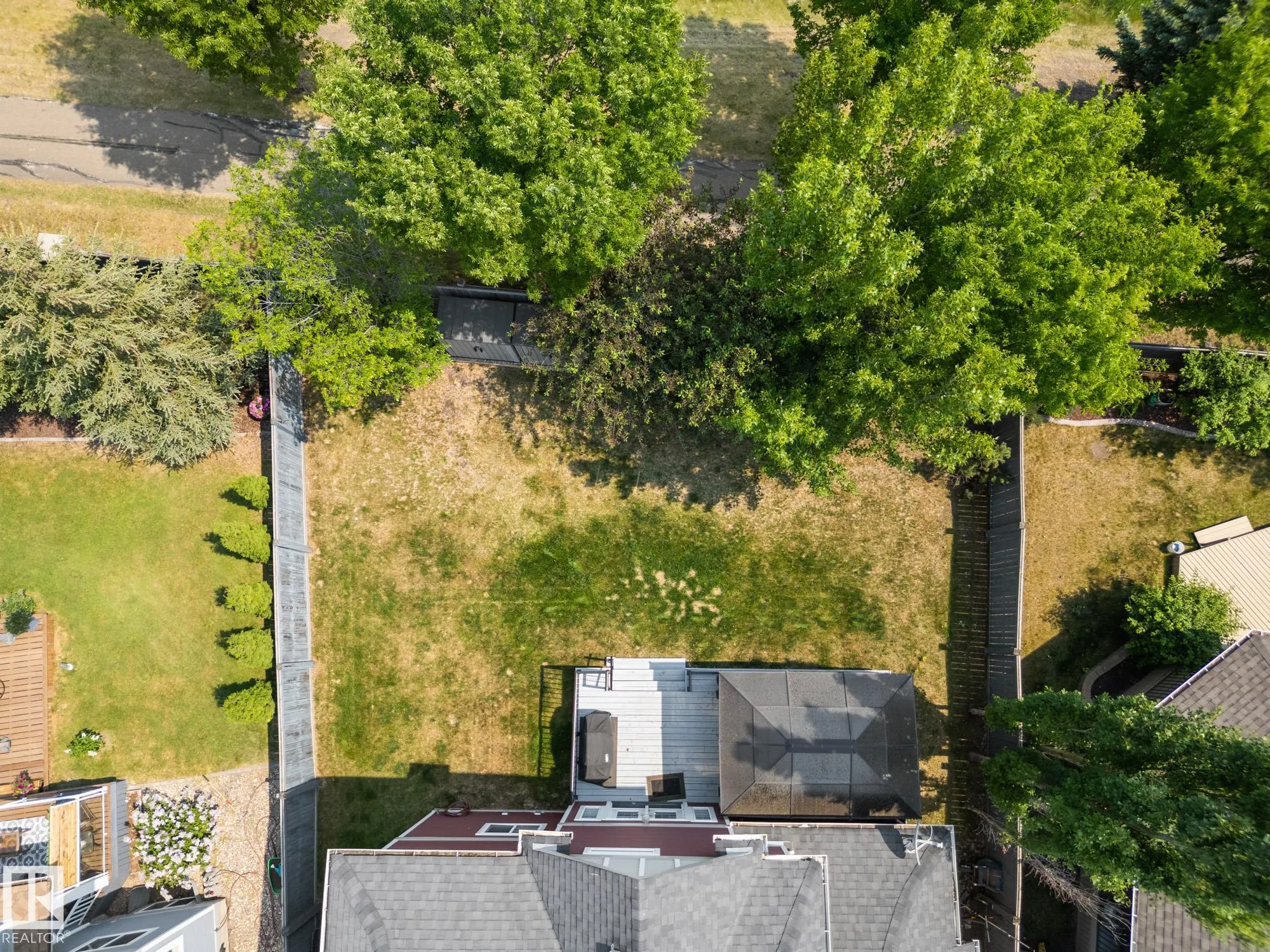 5116 CHATEAU Court