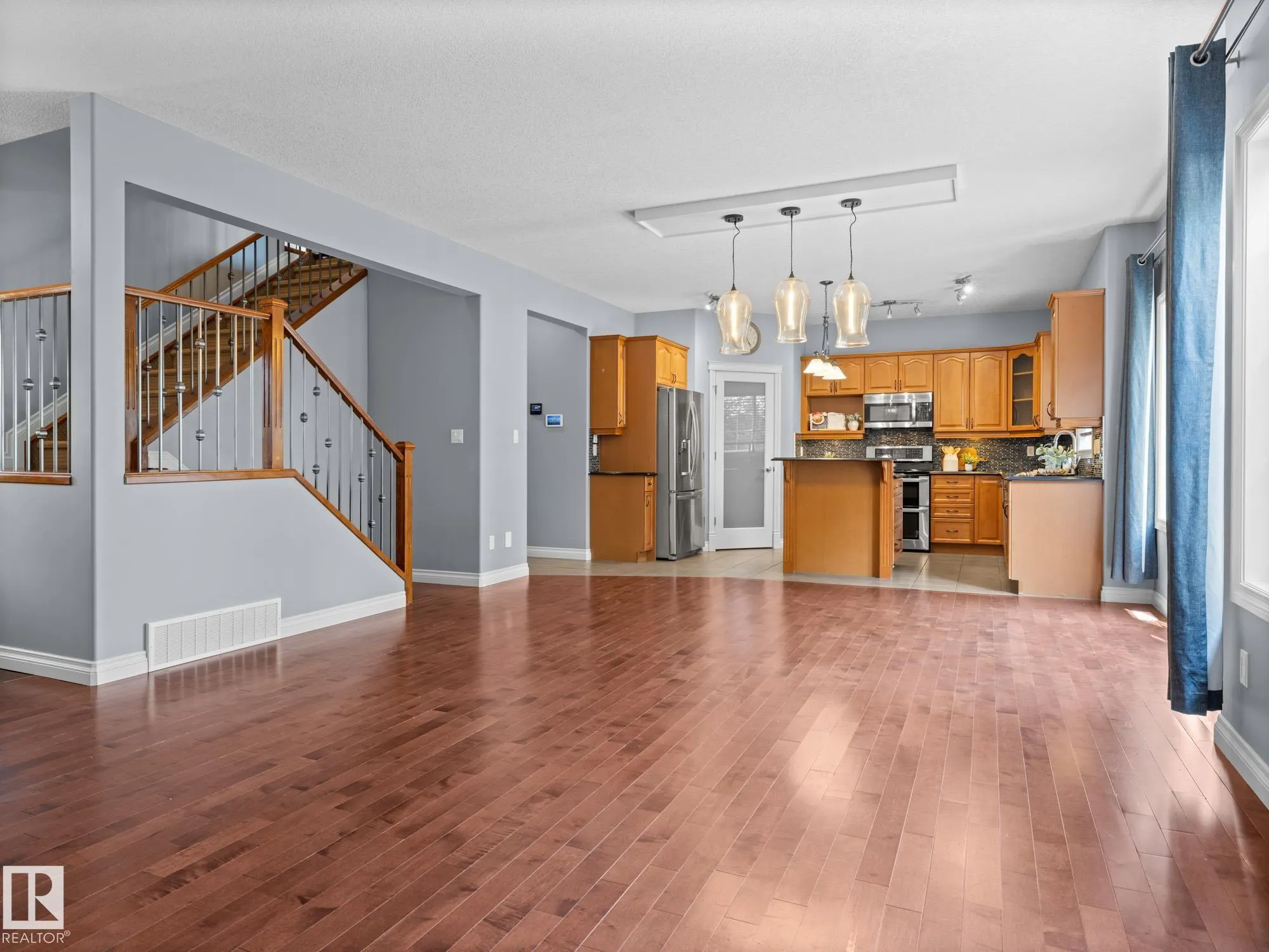 5116 CHATEAU Court