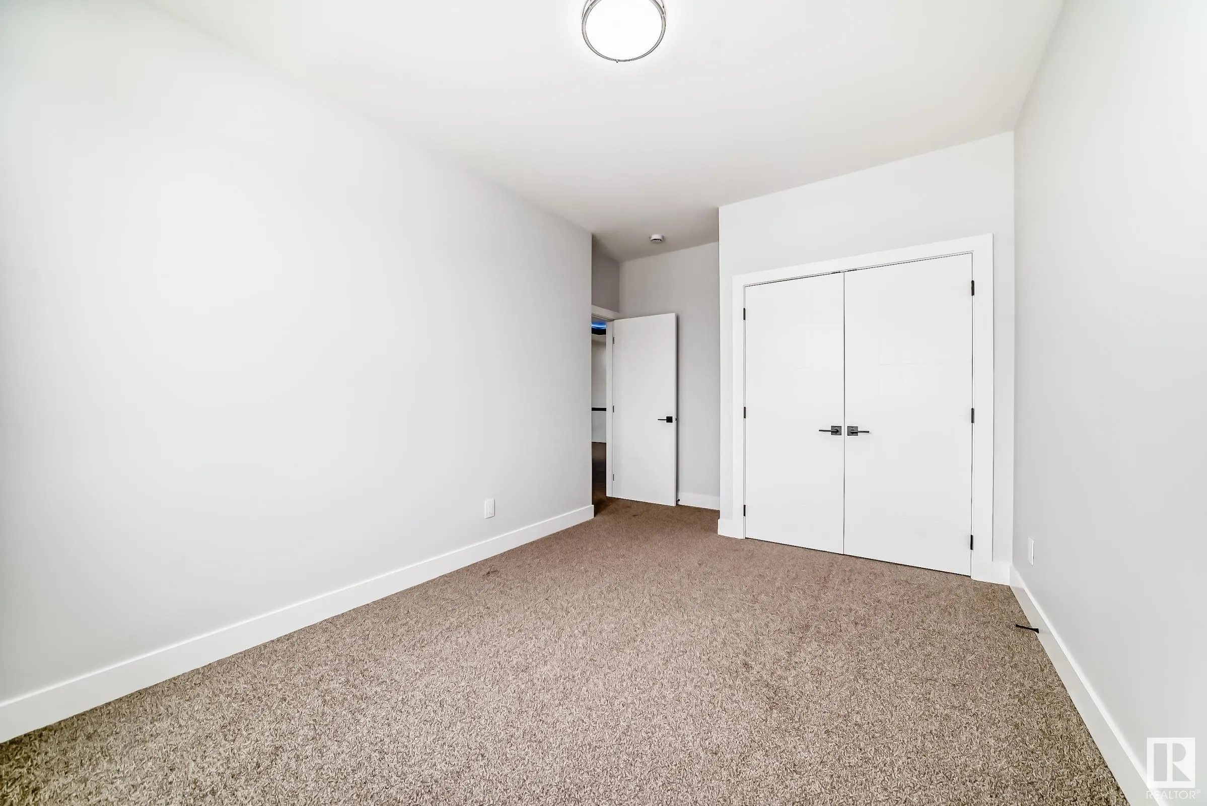 59 Waverly Way