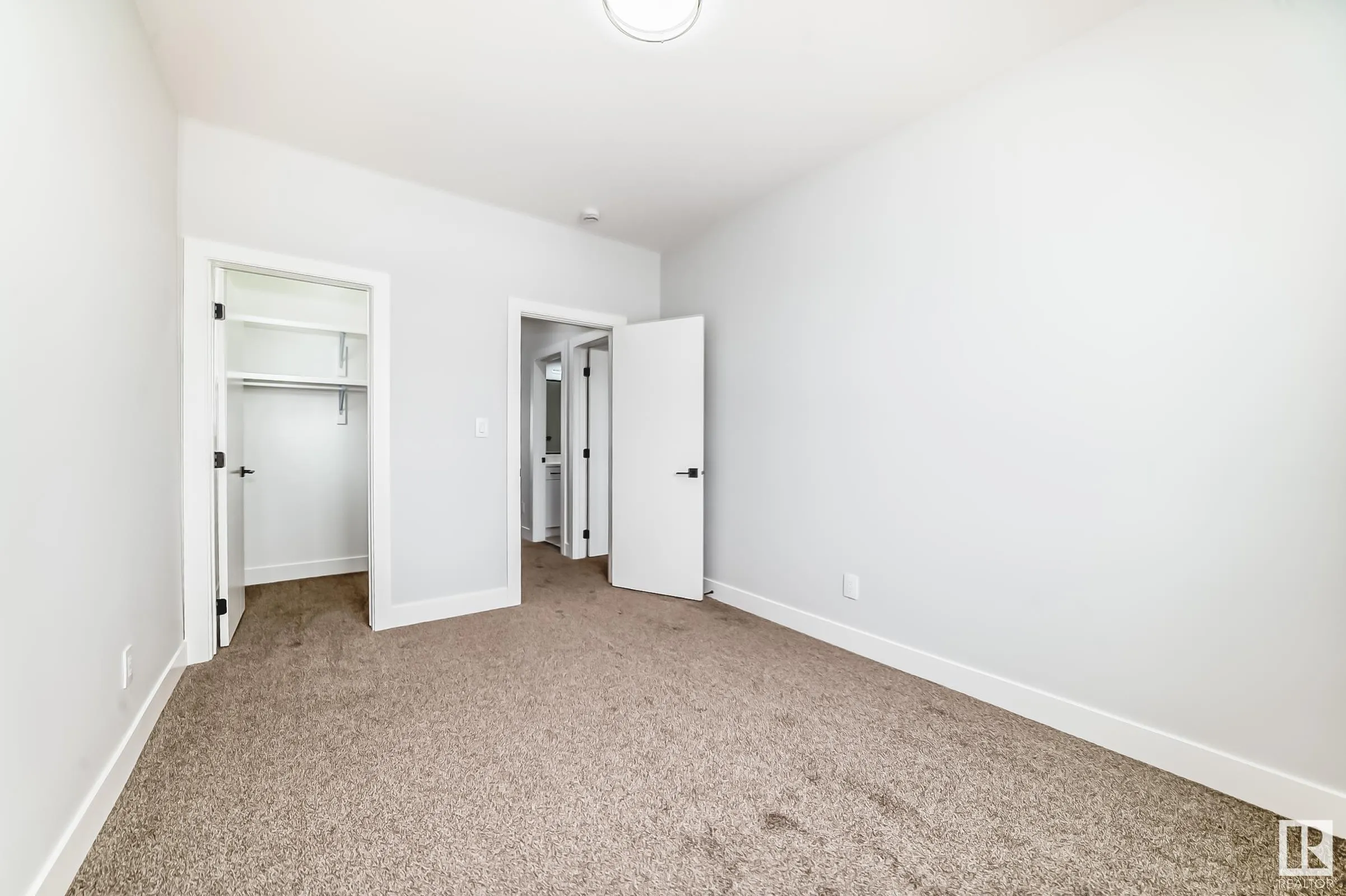 59 Waverly Way
