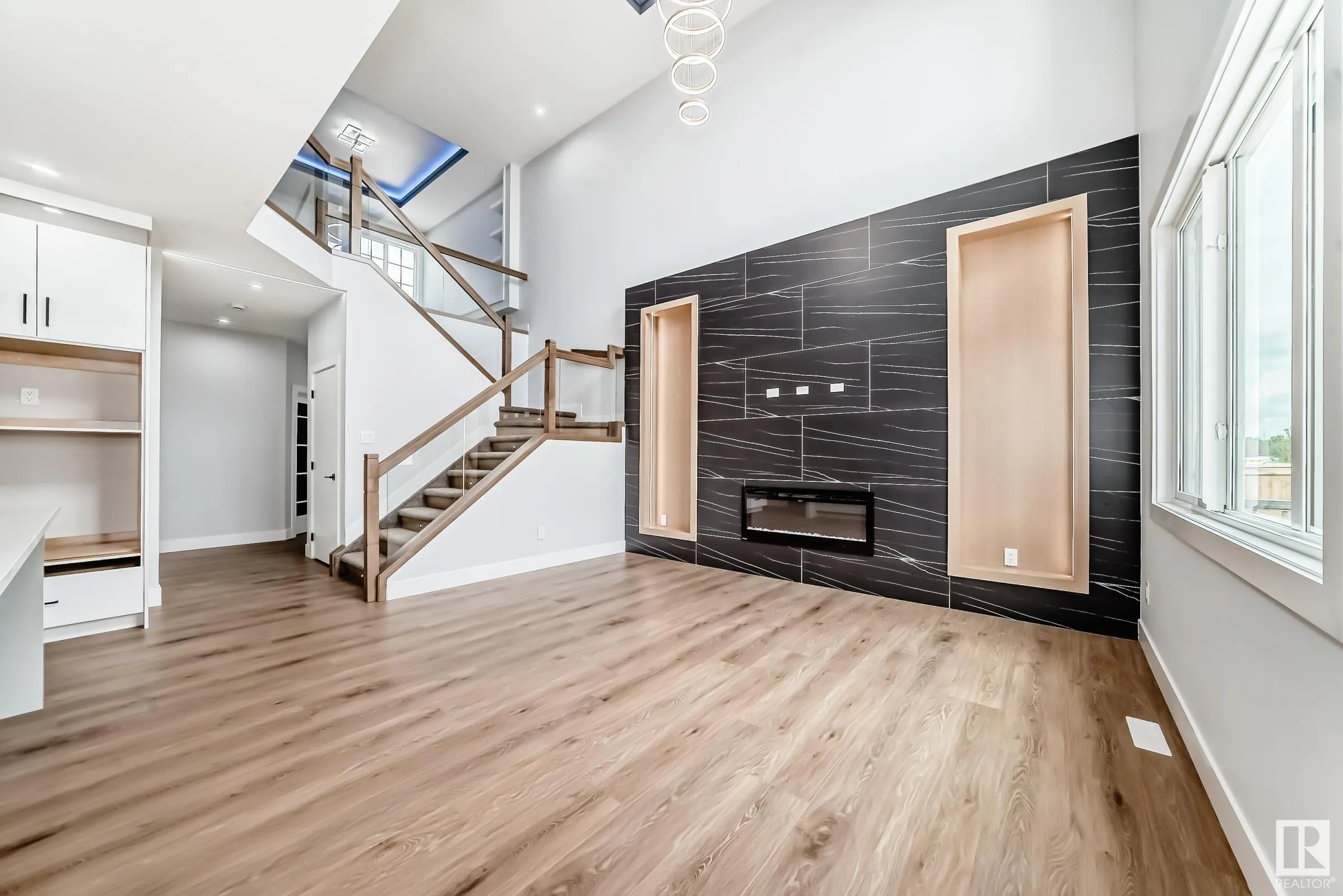 59 Waverly Way